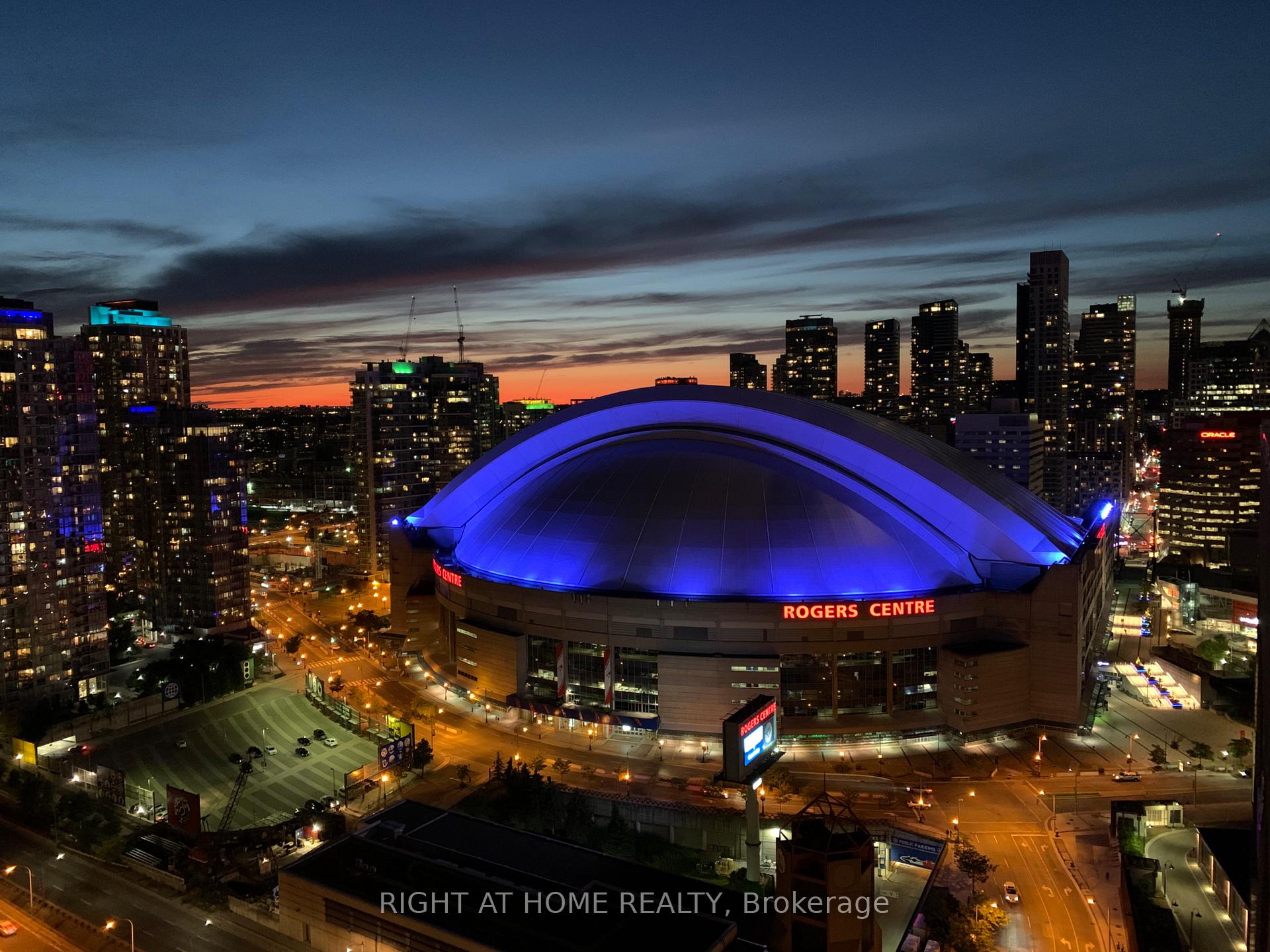 Photo 3 of Unit 3008, 270 Queens Quay, Toronto, Waterfront Communities — HOMEH