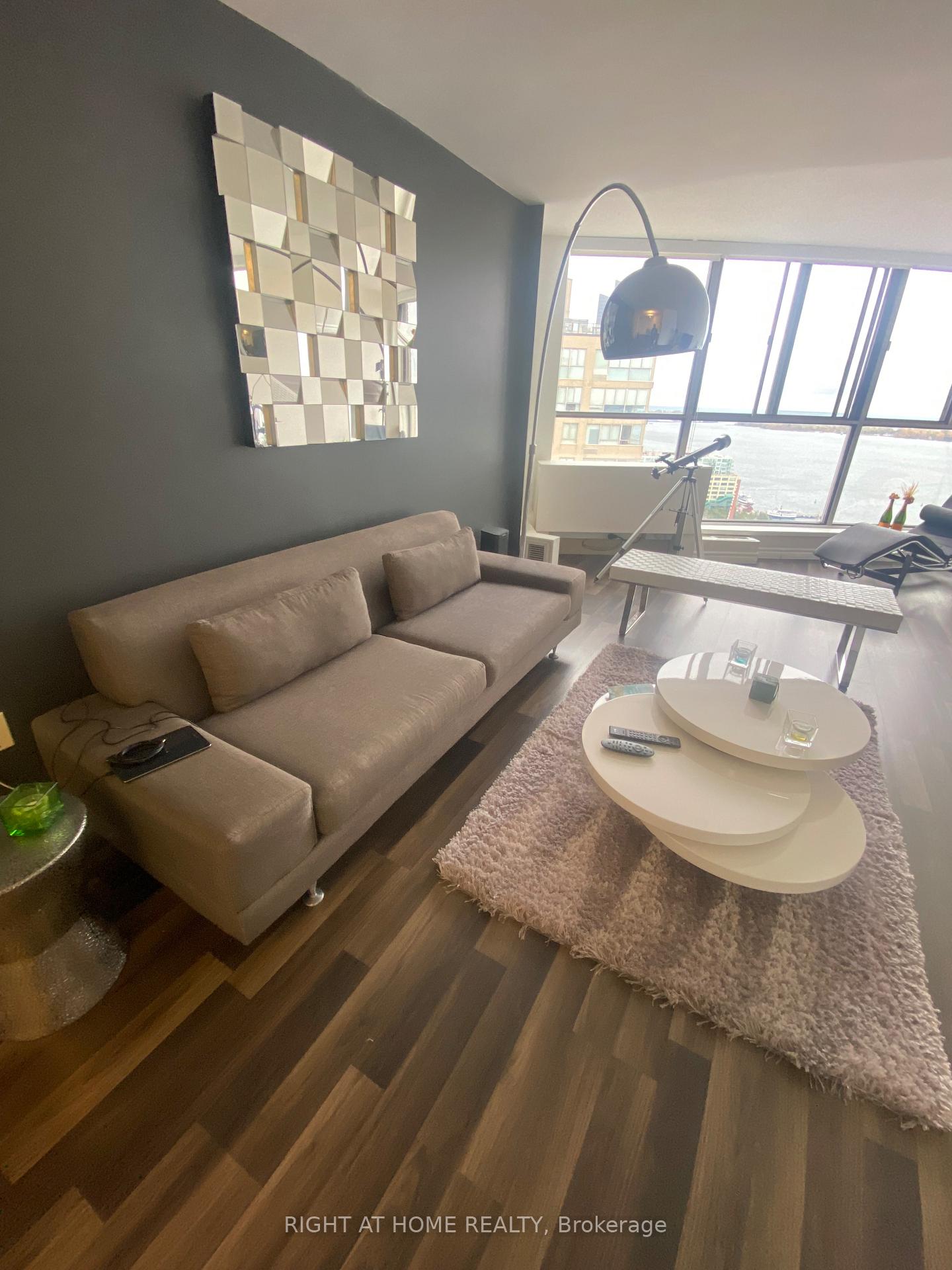 Photo 14 of Unit 3008, 270 Queens Quay, Toronto, Waterfront Communities — HOMEH