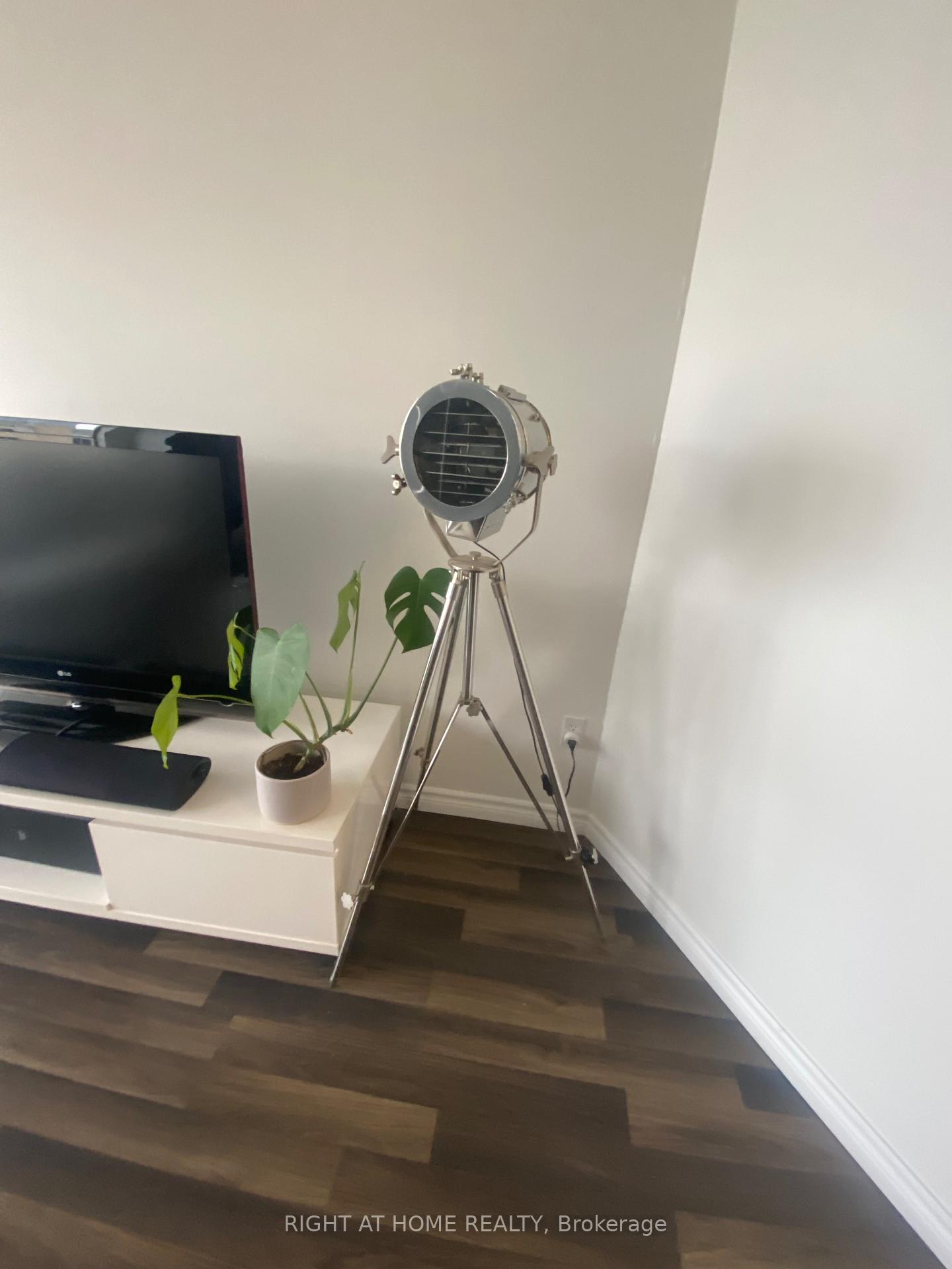 Photo 15 of Unit 3008, 270 Queens Quay, Toronto, Waterfront Communities — HOMEH