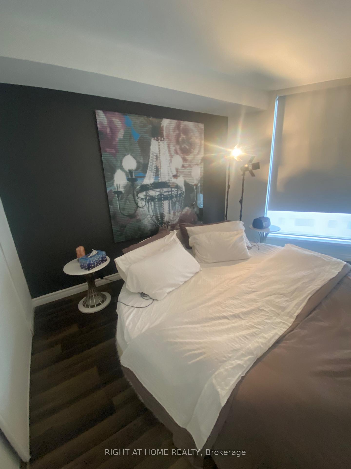Photo 18 of Unit 3008, 270 Queens Quay, Toronto, Waterfront Communities — HOMEH