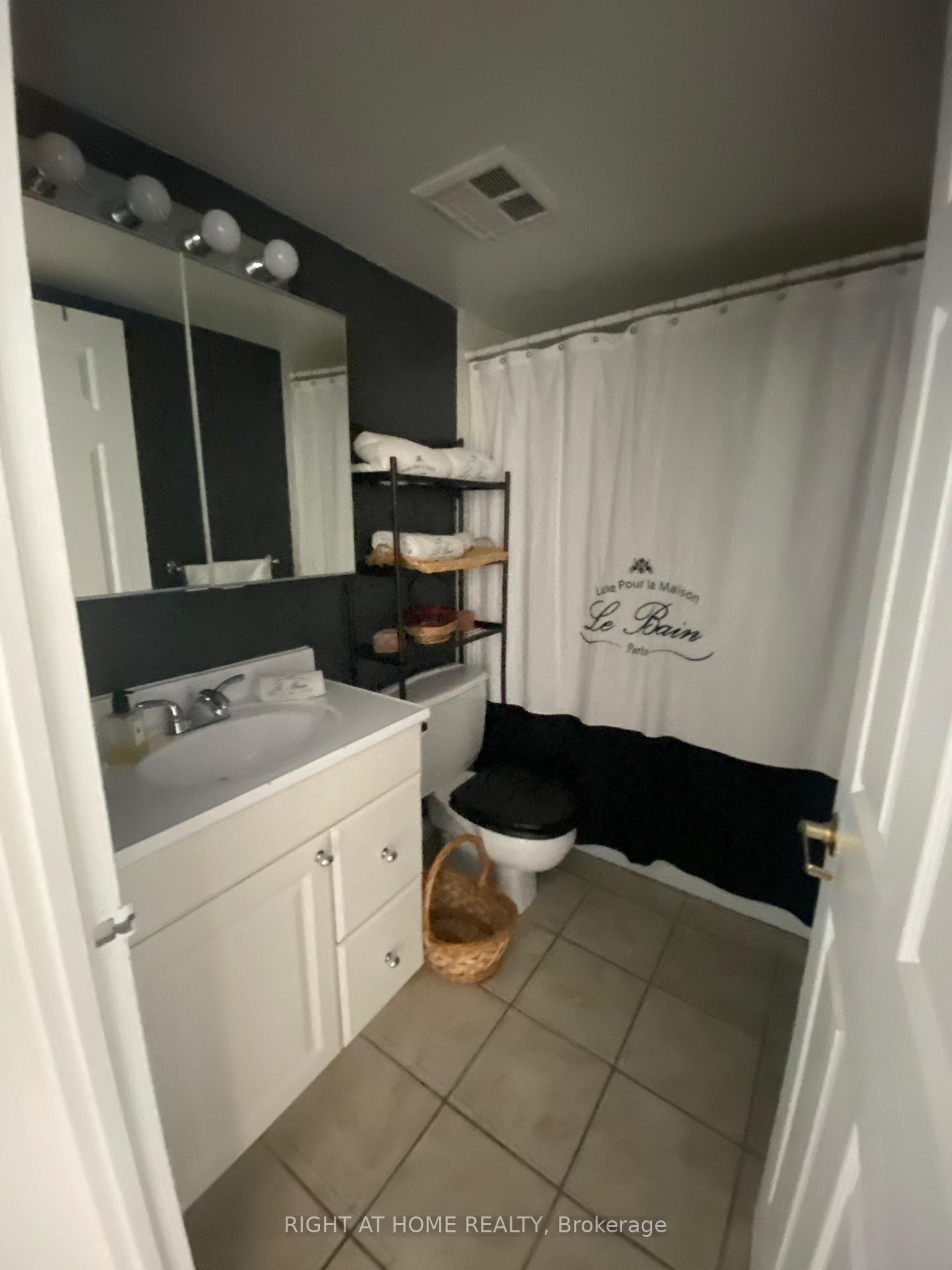 Photo 22 of Unit 3008, 270 Queens Quay, Toronto, Waterfront Communities — HOMEH