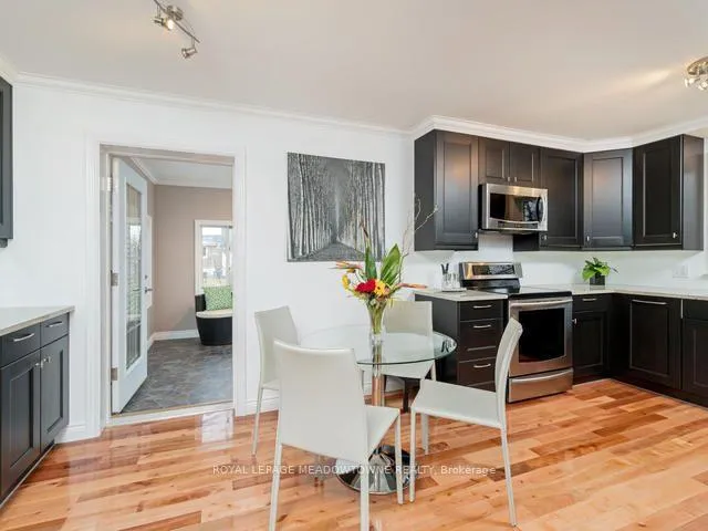 Photo 12 of 153 Delrex Boulevard, Halton Hills, Georgetown — HOMEH