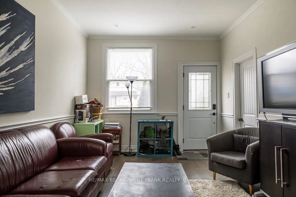 Photo 3 of 109 Royal Avenue, Hamilton, Ainslie Wood — HOMEH
