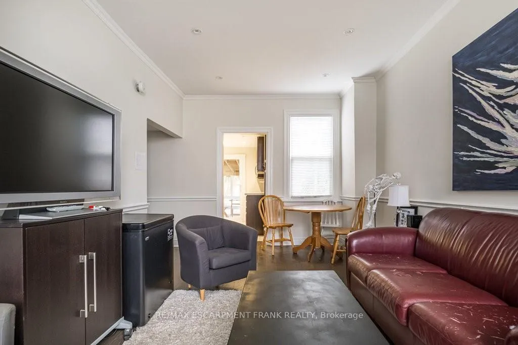 Photo 6 of 109 Royal Avenue, Hamilton, Ainslie Wood — HOMEH
