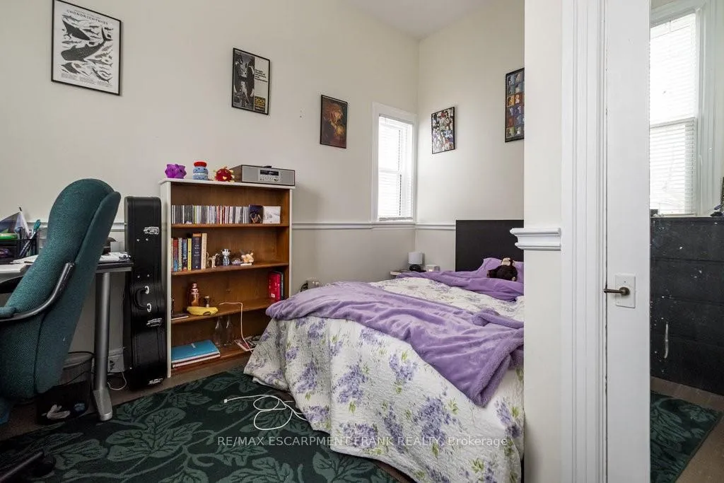 Photo 14 of 109 Royal Avenue, Hamilton, Ainslie Wood — HOMEH