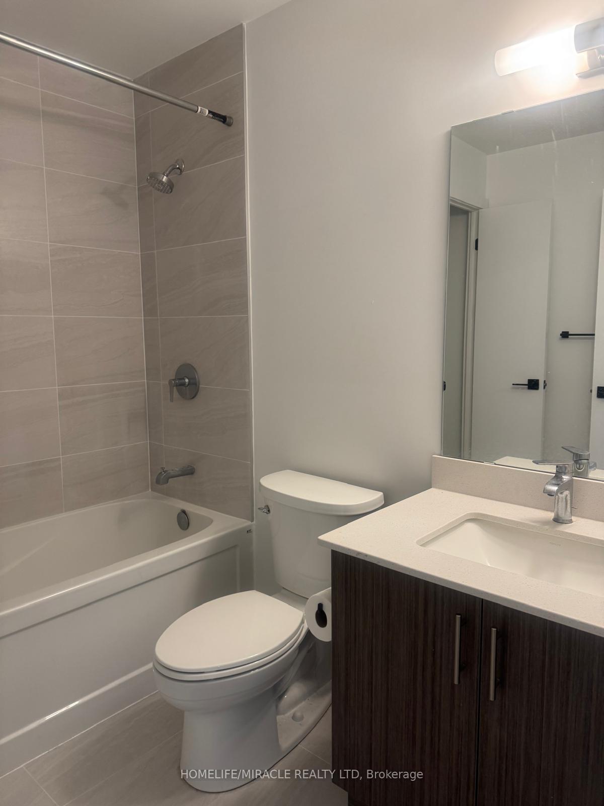 Photo 5 of 2782 Barton Street E, Hamilton, Riverdale — HOMEH