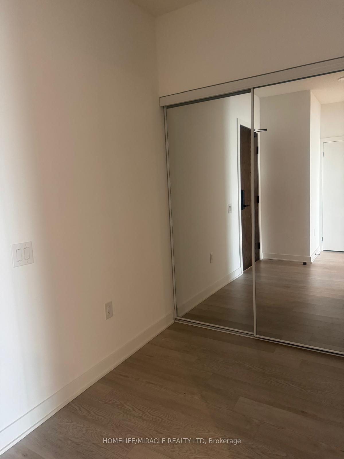Photo 7 of 2782 Barton Street E, Hamilton, Riverdale — HOMEH