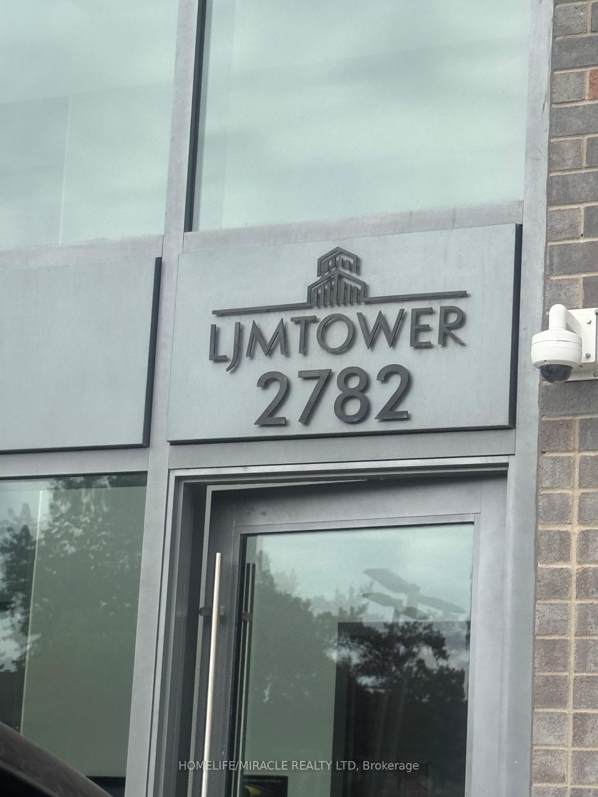 Photo 13 of 2782 Barton Street E, Hamilton, Riverdale — HOMEH