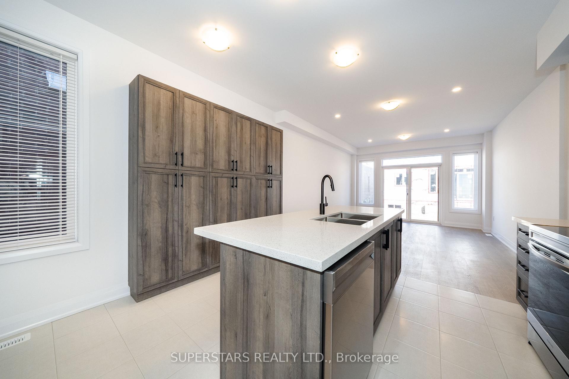 Photo 6 of 26 Ranch Terrace, Barrie, Rural Barrie Southeast — HOMEH
