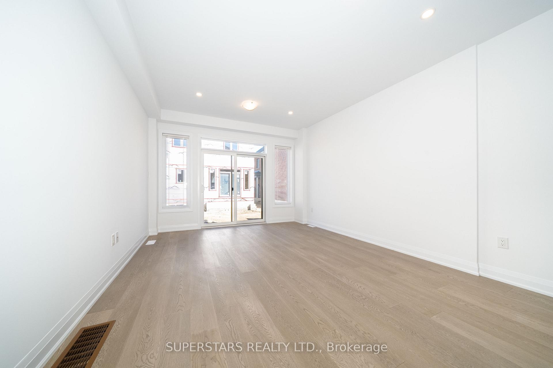 Photo 8 of 26 Ranch Terrace, Barrie, Rural Barrie Southeast — HOMEH