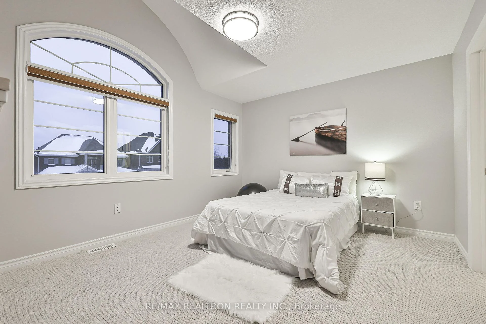 Photo 24 of 30 Terry Crescent, Clarington, Bowmanville — HOMEH