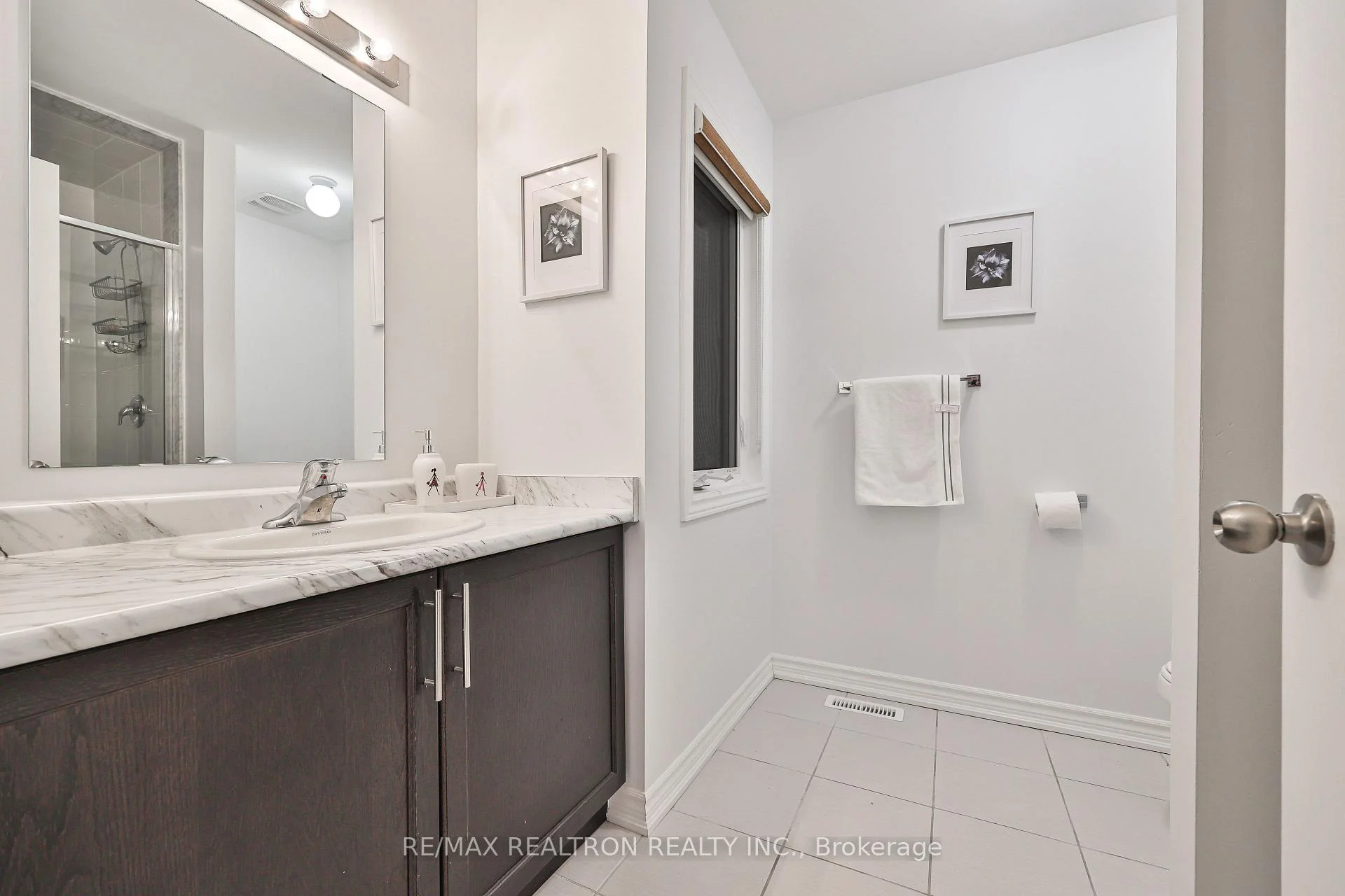 Photo 26 of 30 Terry Crescent, Clarington, Bowmanville — HOMEH