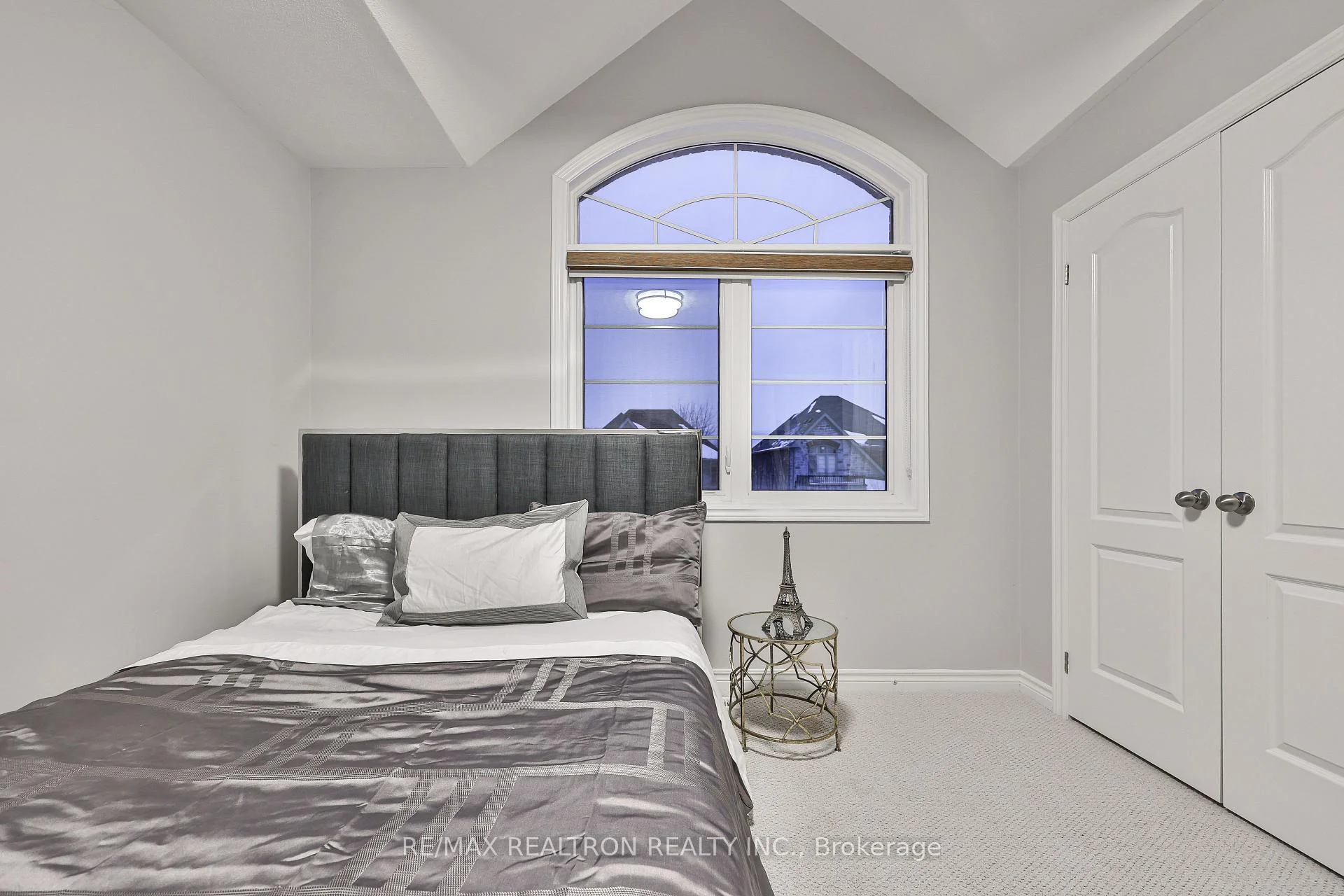 Photo 29 of 30 Terry Crescent, Clarington, Bowmanville — HOMEH