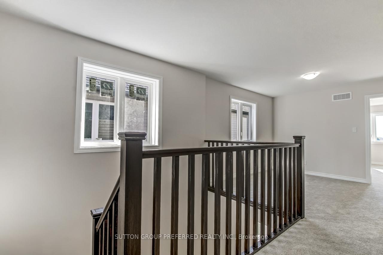 Photo 14 of 371 Kennington Way, London, South W — HOMEH