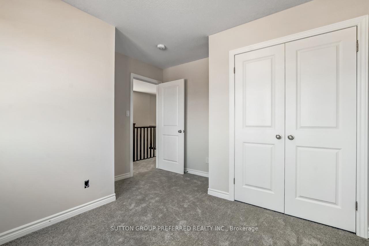 Photo 18 of 371 Kennington Way, London, South W — HOMEH