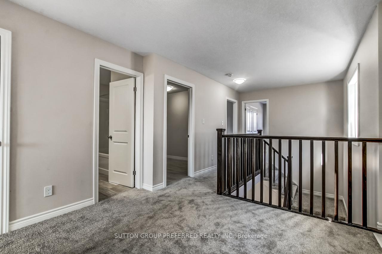 Photo 20 of 371 Kennington Way, London, South W — HOMEH