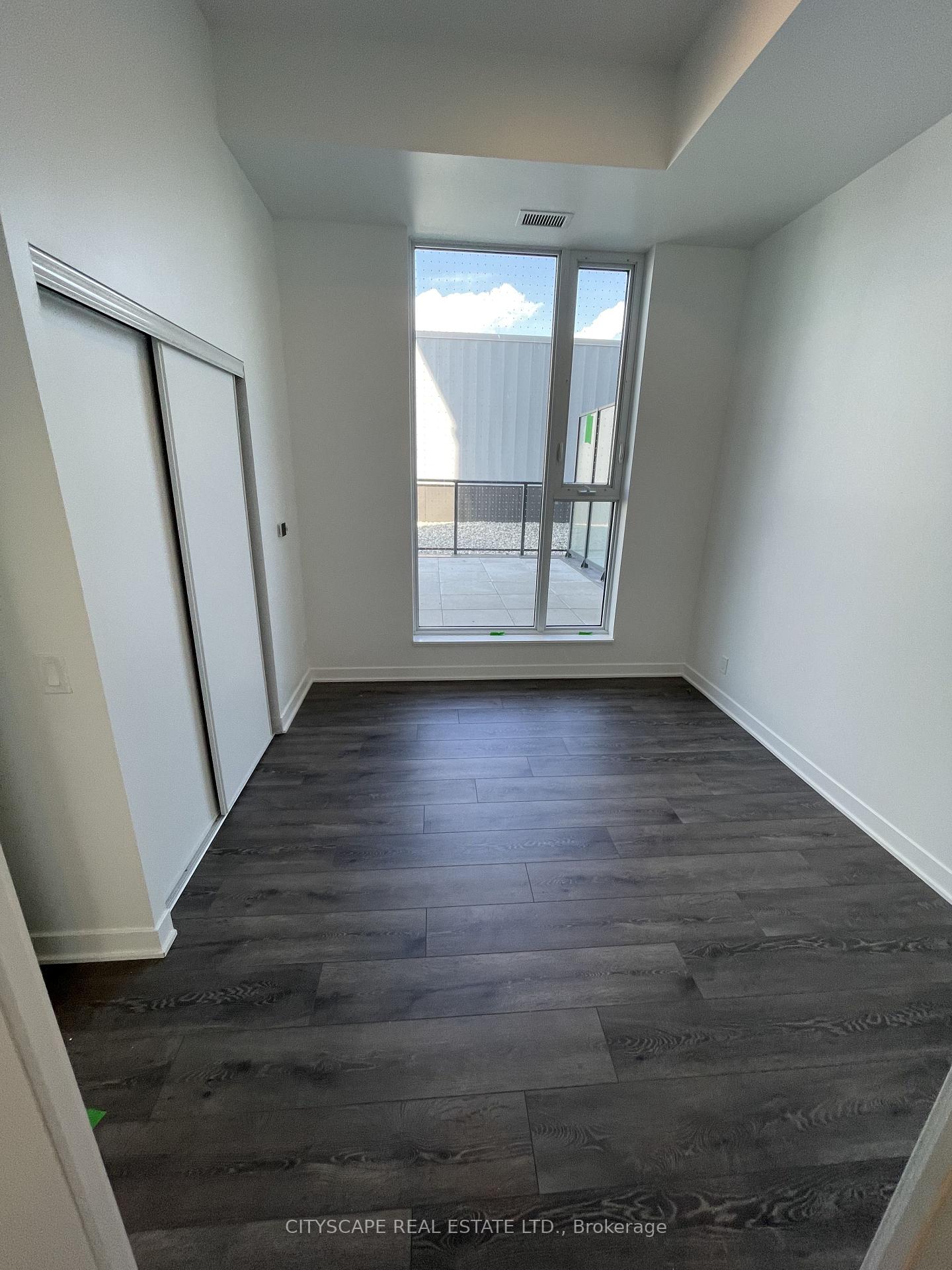 Photo 6 of Unit 223, 10 Flavelle Trail, Vaughan, Steeles West Industrial — HOMEH