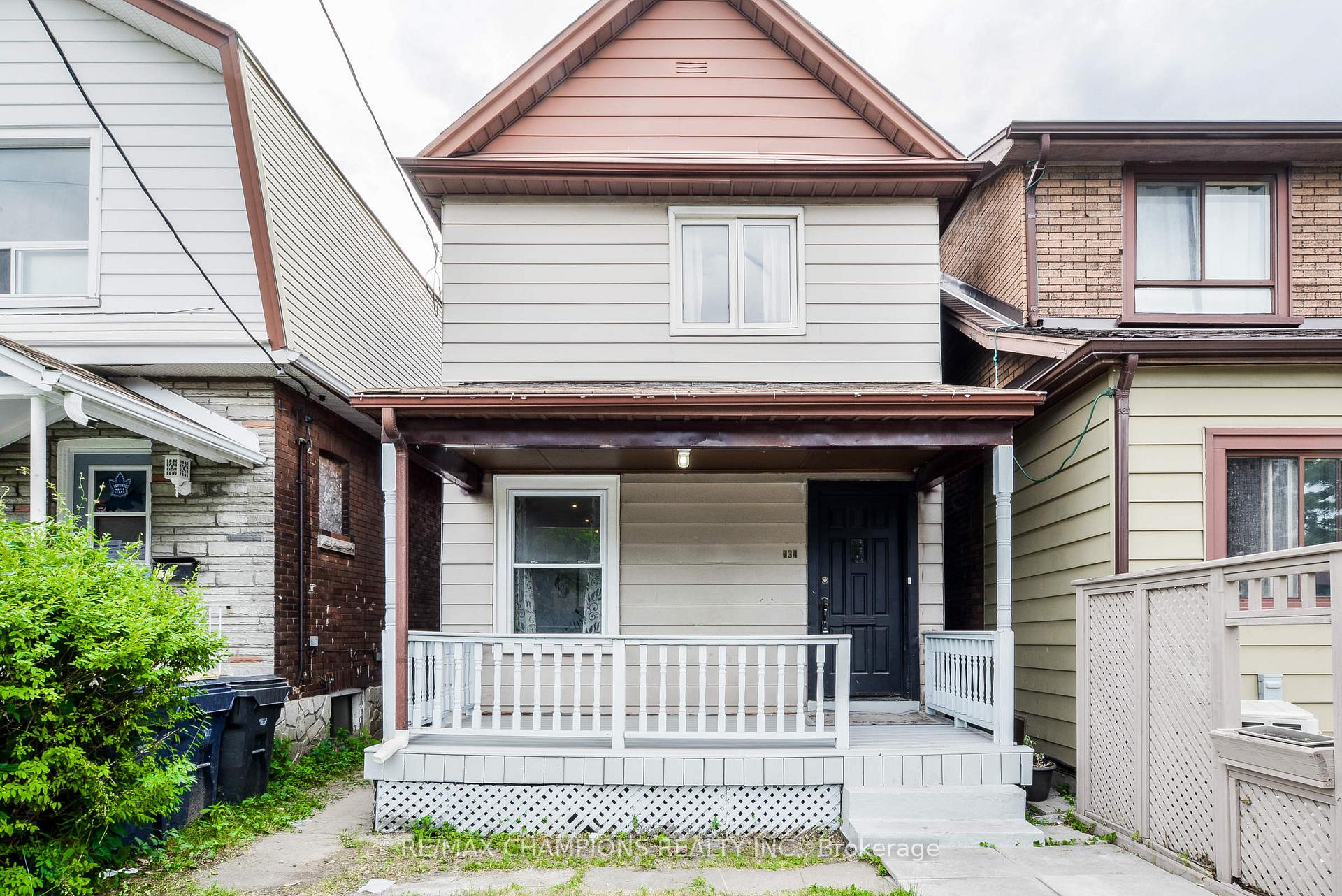 Photo 5 of Unit Main, 734 Willard Avenue, Toronto, Runnymede-Bloor West Village — HOMEH