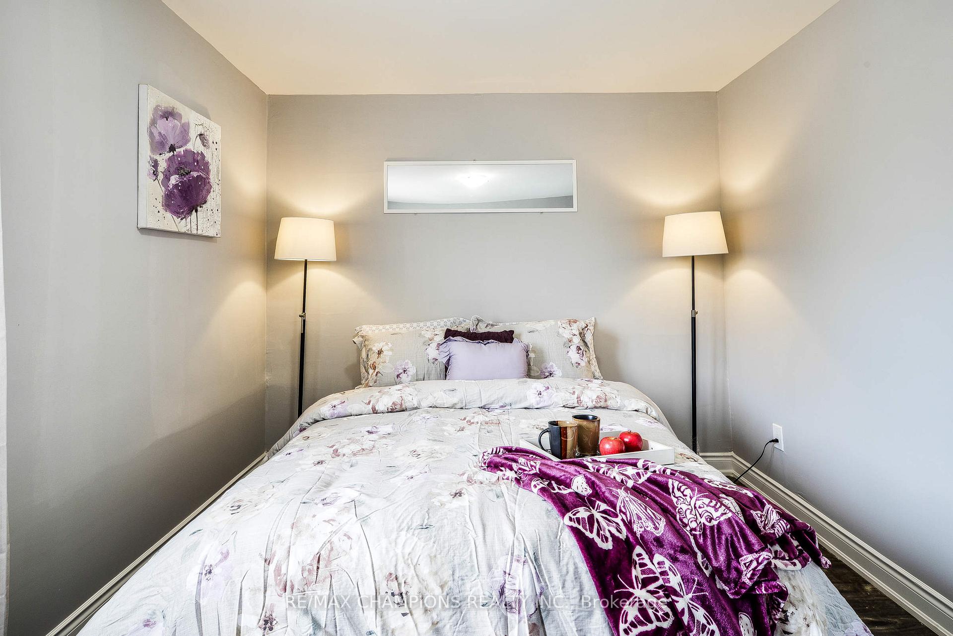 Photo 26 of Unit Main, 734 Willard Avenue, Toronto, Runnymede-Bloor West Village — HOMEH