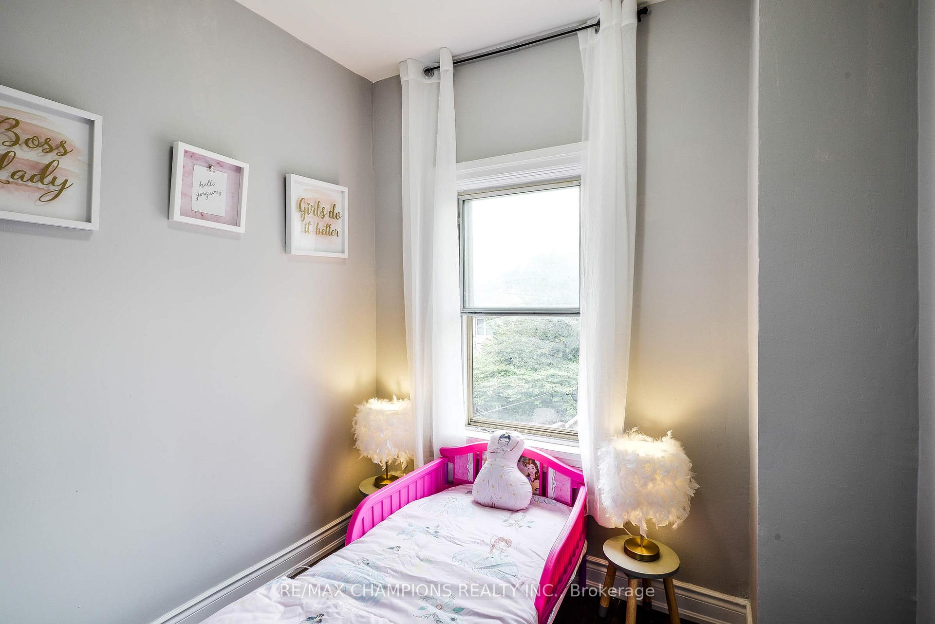 Photo 28 of Unit Main, 734 Willard Avenue, Toronto, Runnymede-Bloor West Village — HOMEH