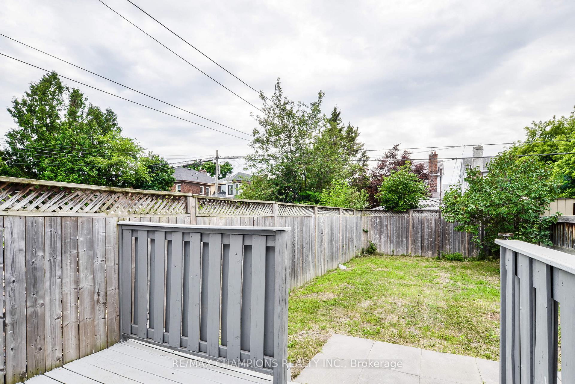 Photo 33 of Unit Main, 734 Willard Avenue, Toronto, Runnymede-Bloor West Village — HOMEH