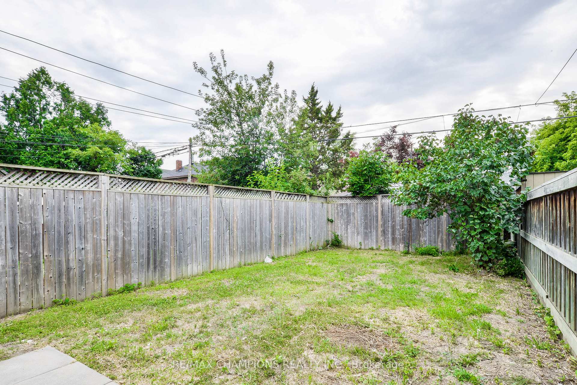 Photo 34 of Unit Main, 734 Willard Avenue, Toronto, Runnymede-Bloor West Village — HOMEH