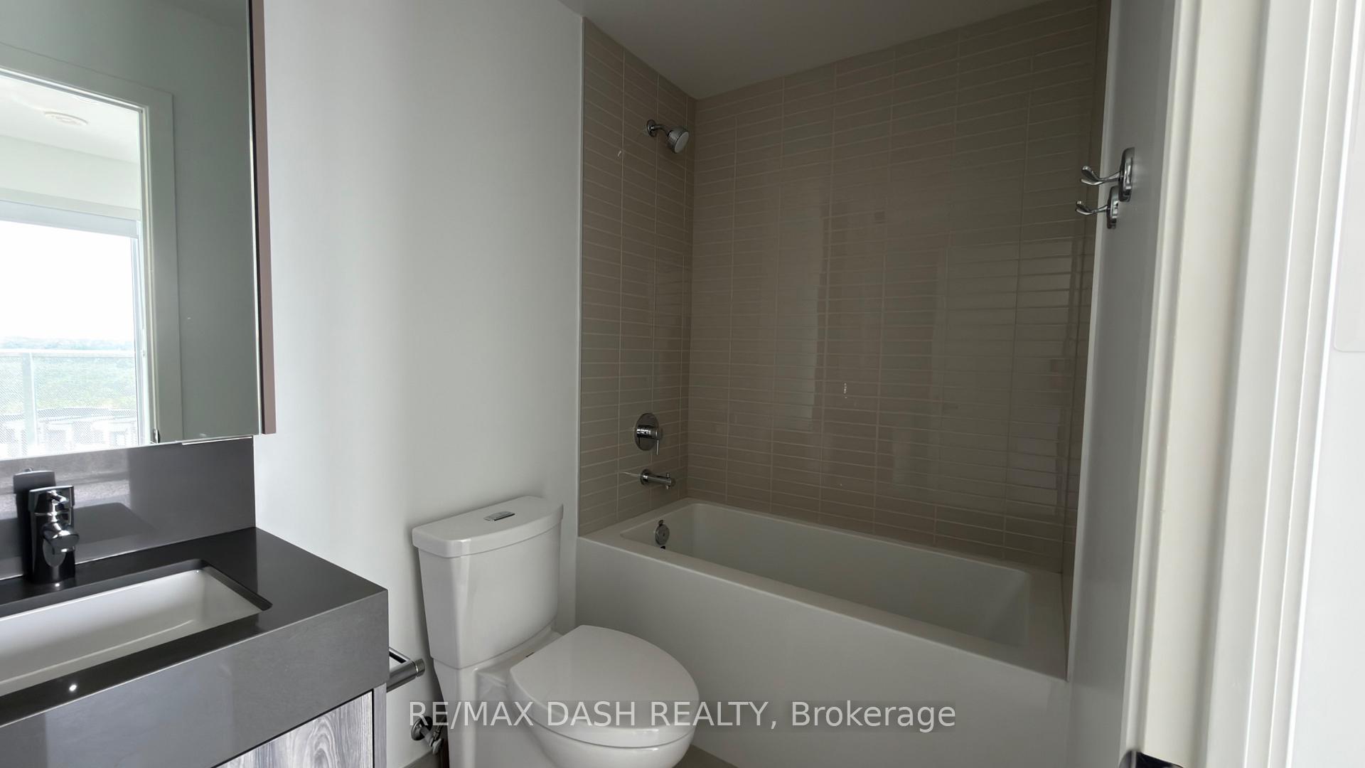 Photo 17 of Unit 918, 6 Flavelle Trail, Vaughan, Steeles West Industrial — HOMEH