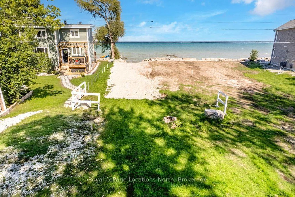 Photo 12 of 24 William Avenue, Wasaga Beach — HOMEH