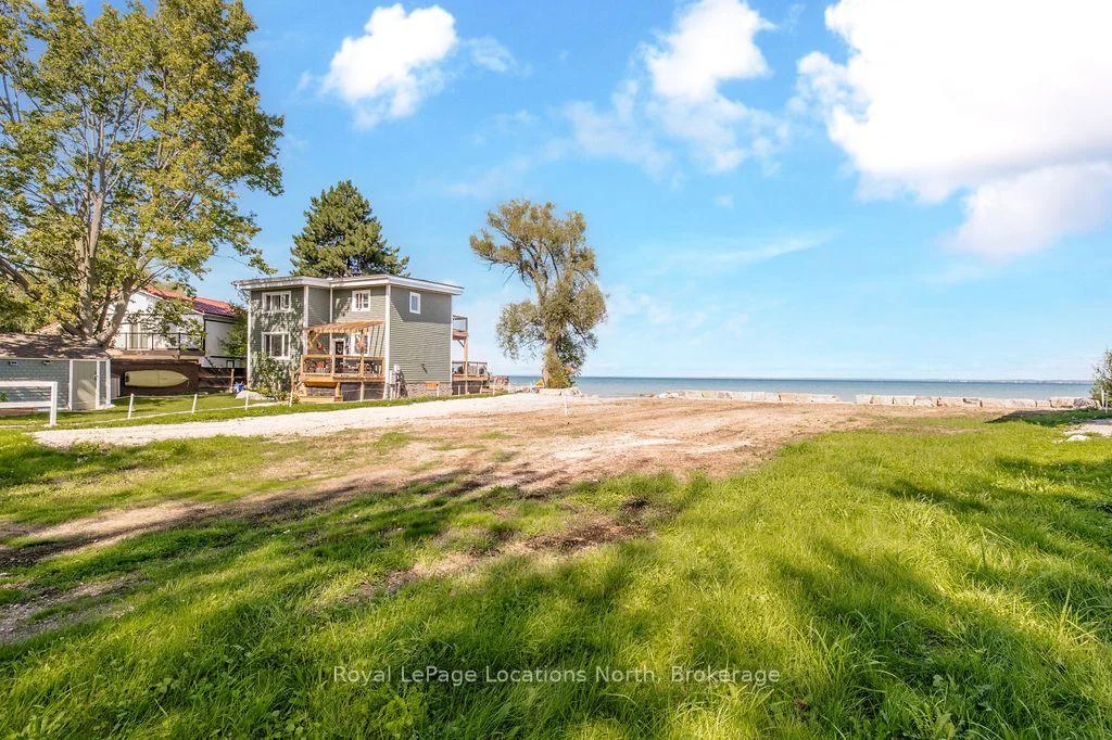 Photo 14 of 24 William Avenue, Wasaga Beach — HOMEH