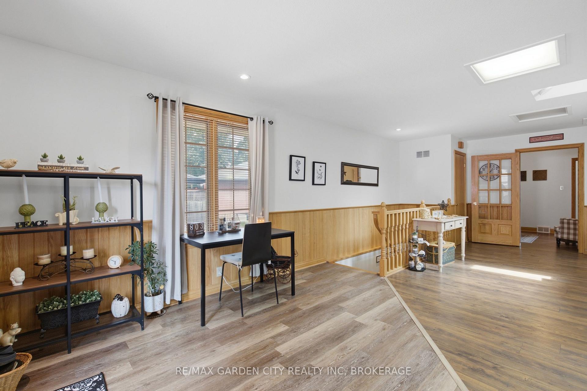 Photo 30 of 4993 Rendall Crescent, Niagara Falls, Cherrywood — HOMEH