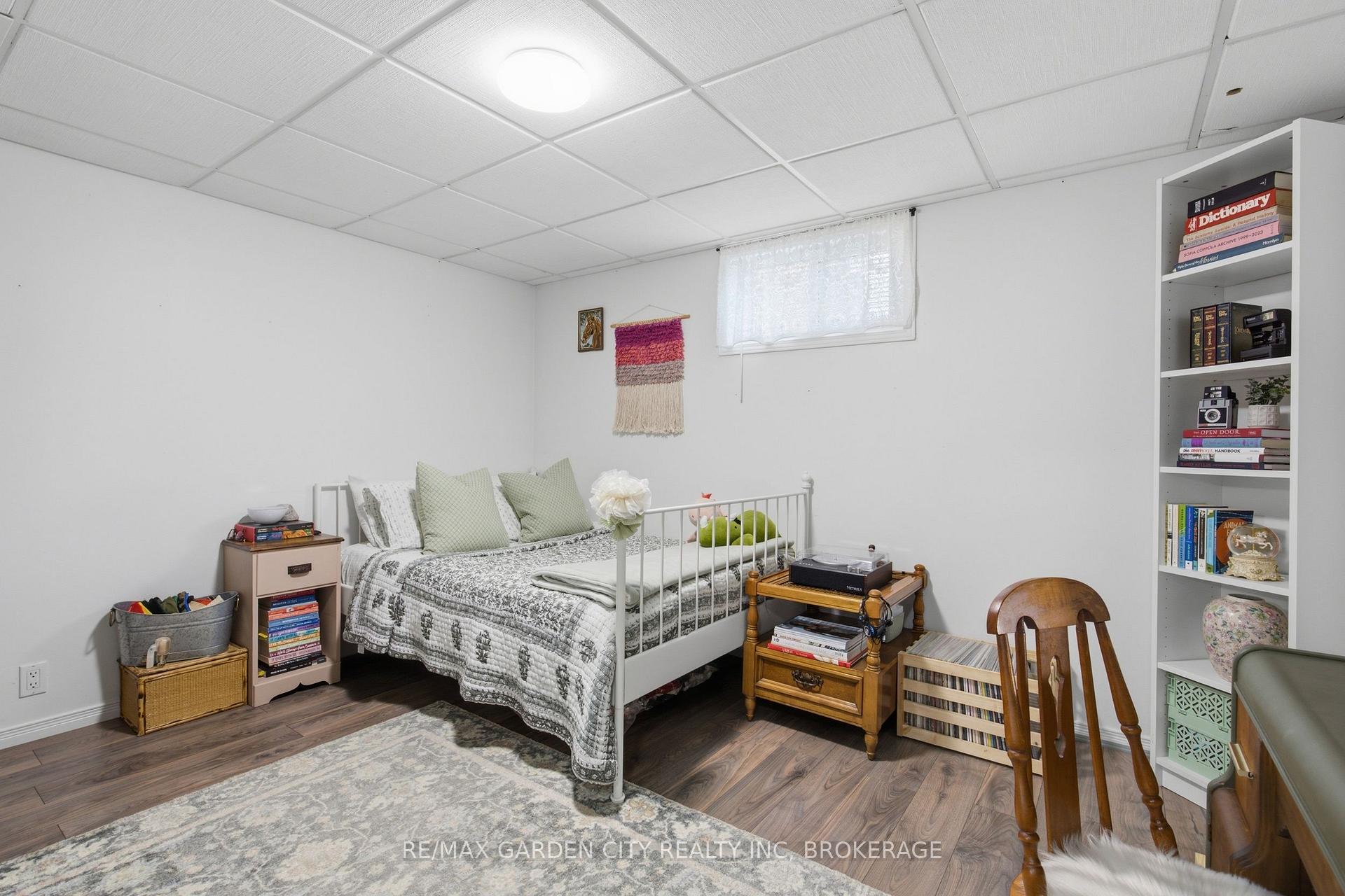 Photo 36 of 4993 Rendall Crescent, Niagara Falls, Cherrywood — HOMEH
