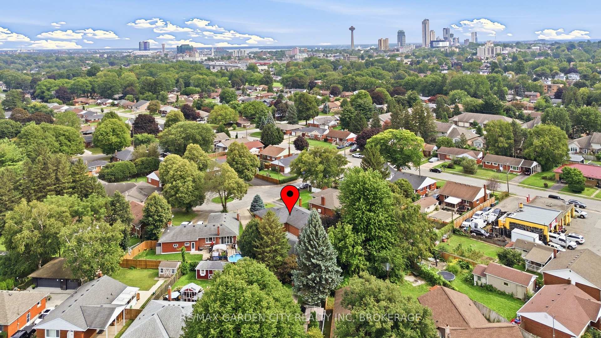 Photo 48 of 4993 Rendall Crescent, Niagara Falls, Cherrywood — HOMEH