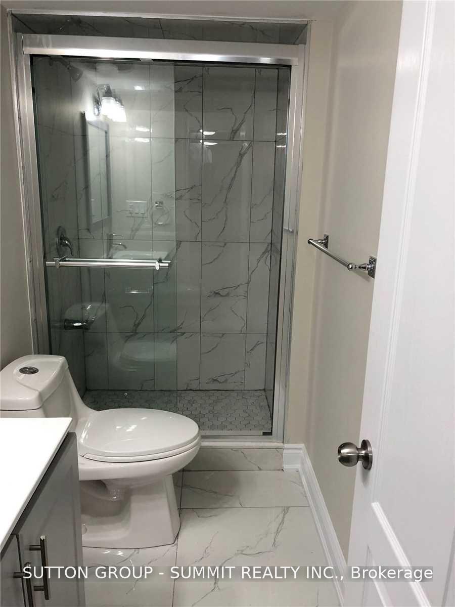 Photo 6 of Unit Bsmt, 20 Bellhaven Crescent, Brampton, Sandringham-Wellington — HOMEH