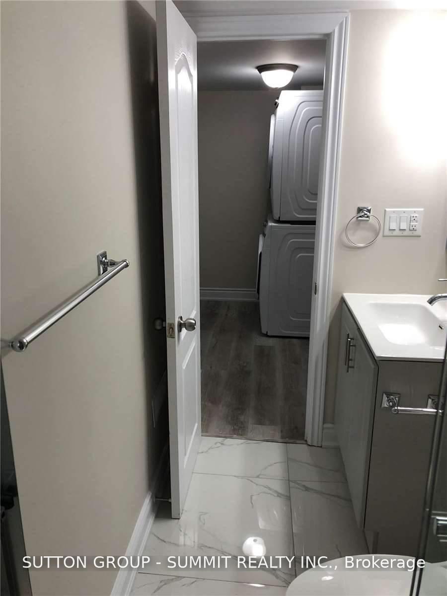 Photo 9 of Unit Bsmt, 20 Bellhaven Crescent, Brampton, Sandringham-Wellington — HOMEH