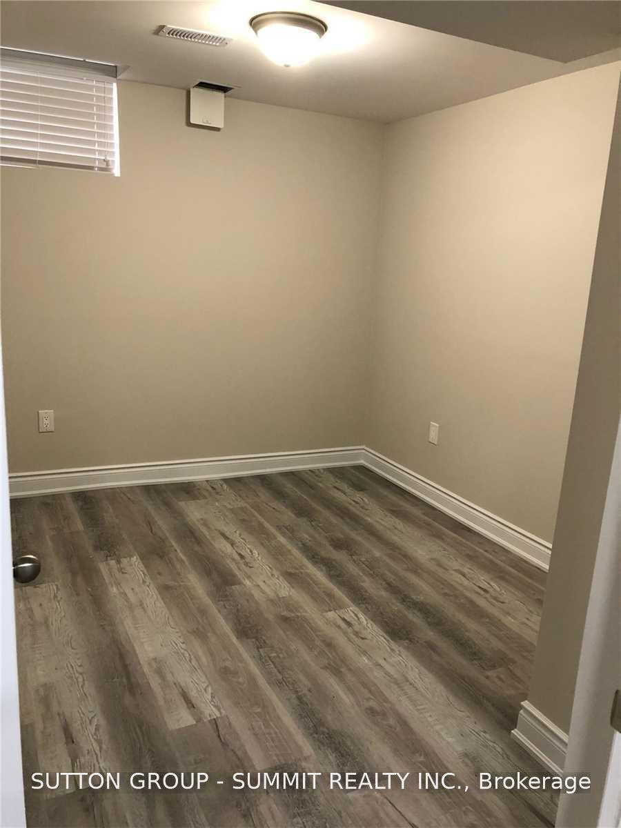 Photo 10 of Unit Bsmt, 20 Bellhaven Crescent, Brampton, Sandringham-Wellington — HOMEH