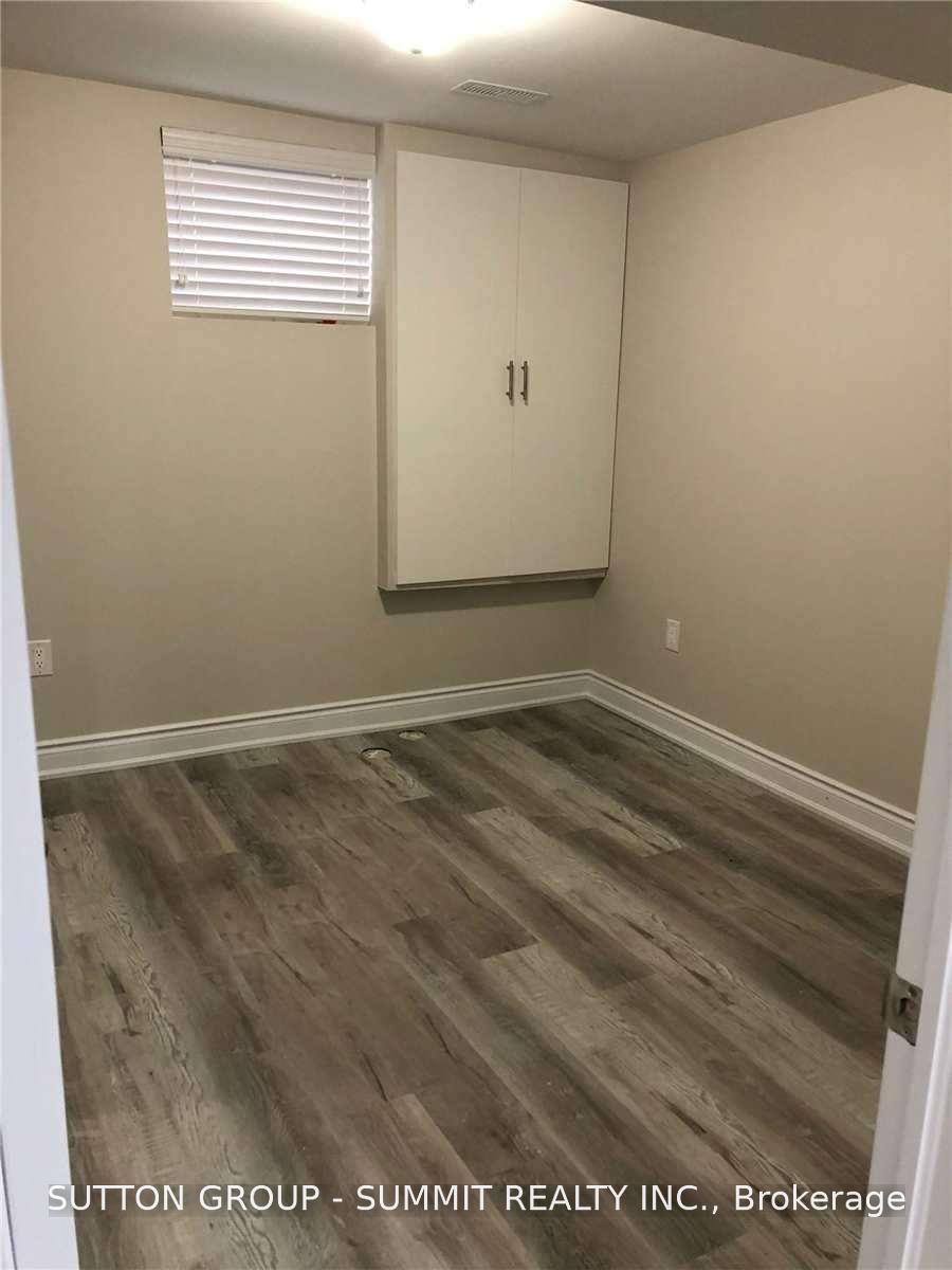 Photo 18 of Unit Bsmt, 20 Bellhaven Crescent, Brampton, Sandringham-Wellington — HOMEH