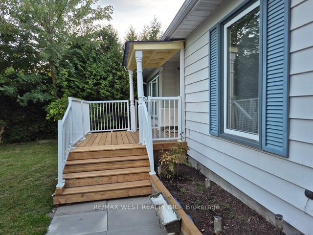 Photo 3 of 260 Medina Drive, Georgina, Keswick South — HOMEH