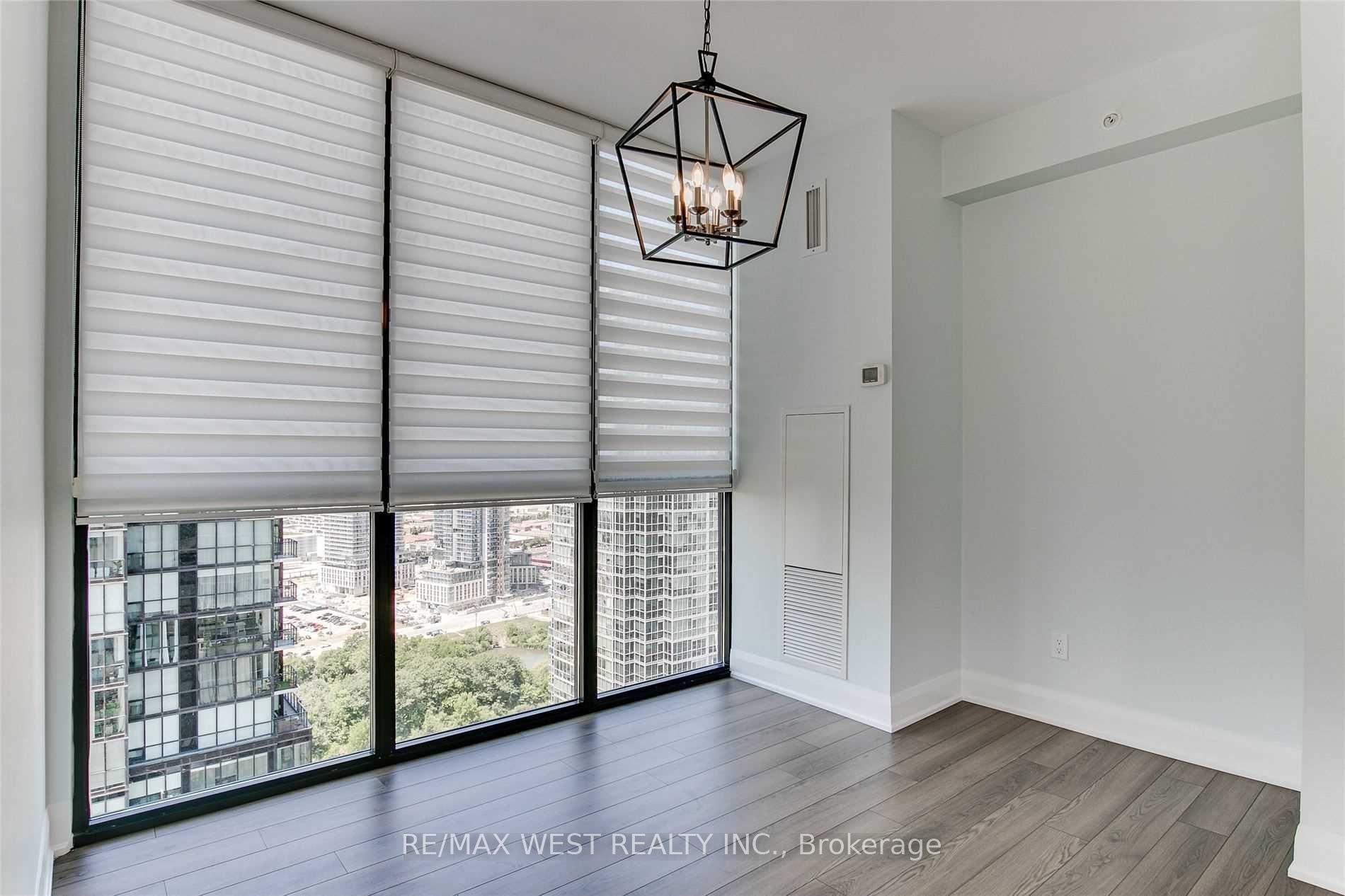 Photo 13 of Unit 3203, 2900 Highway 7, Vaughan, Concord — HOMEH