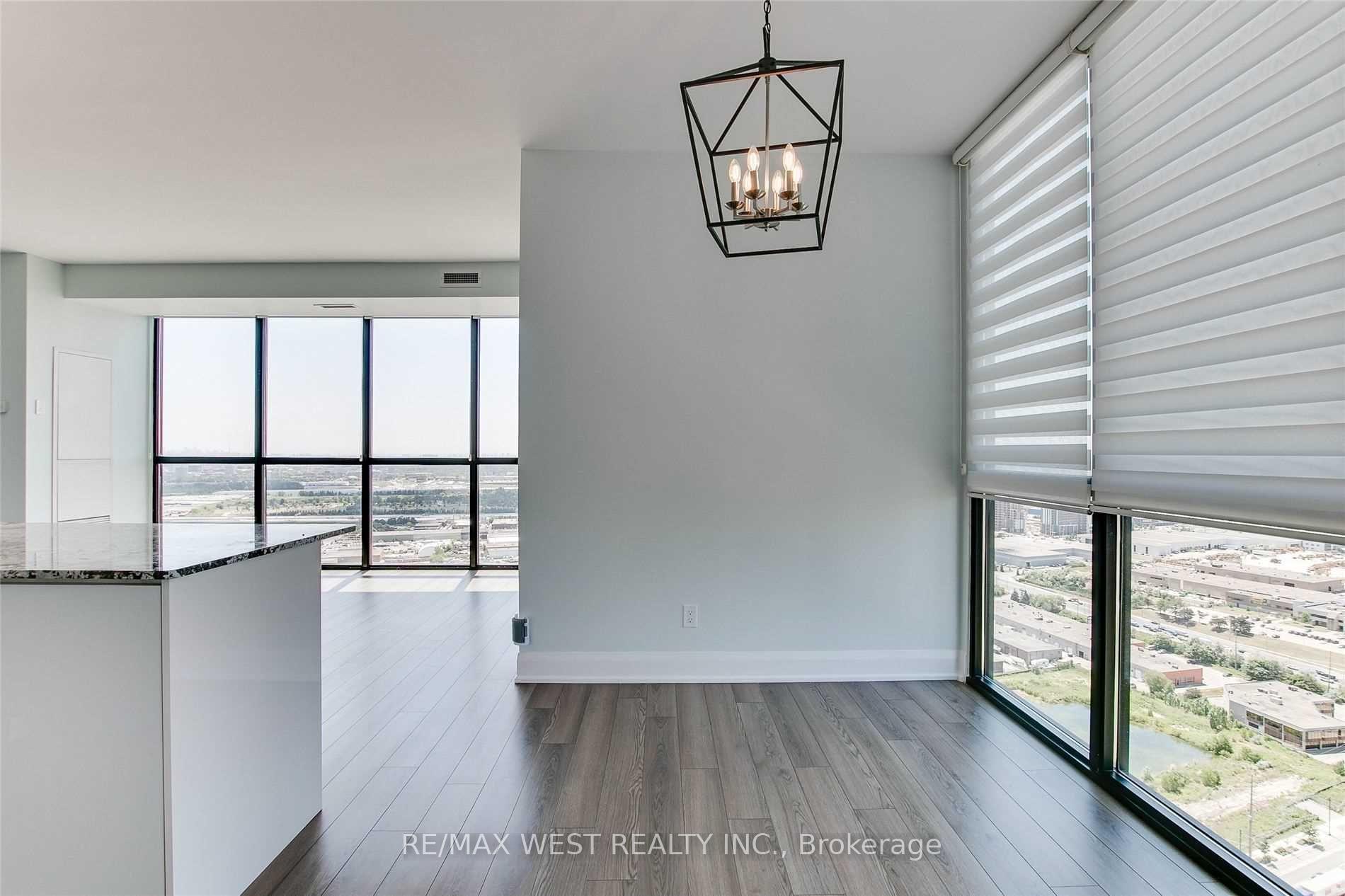 Photo 14 of Unit 3203, 2900 Highway 7, Vaughan, Concord — HOMEH