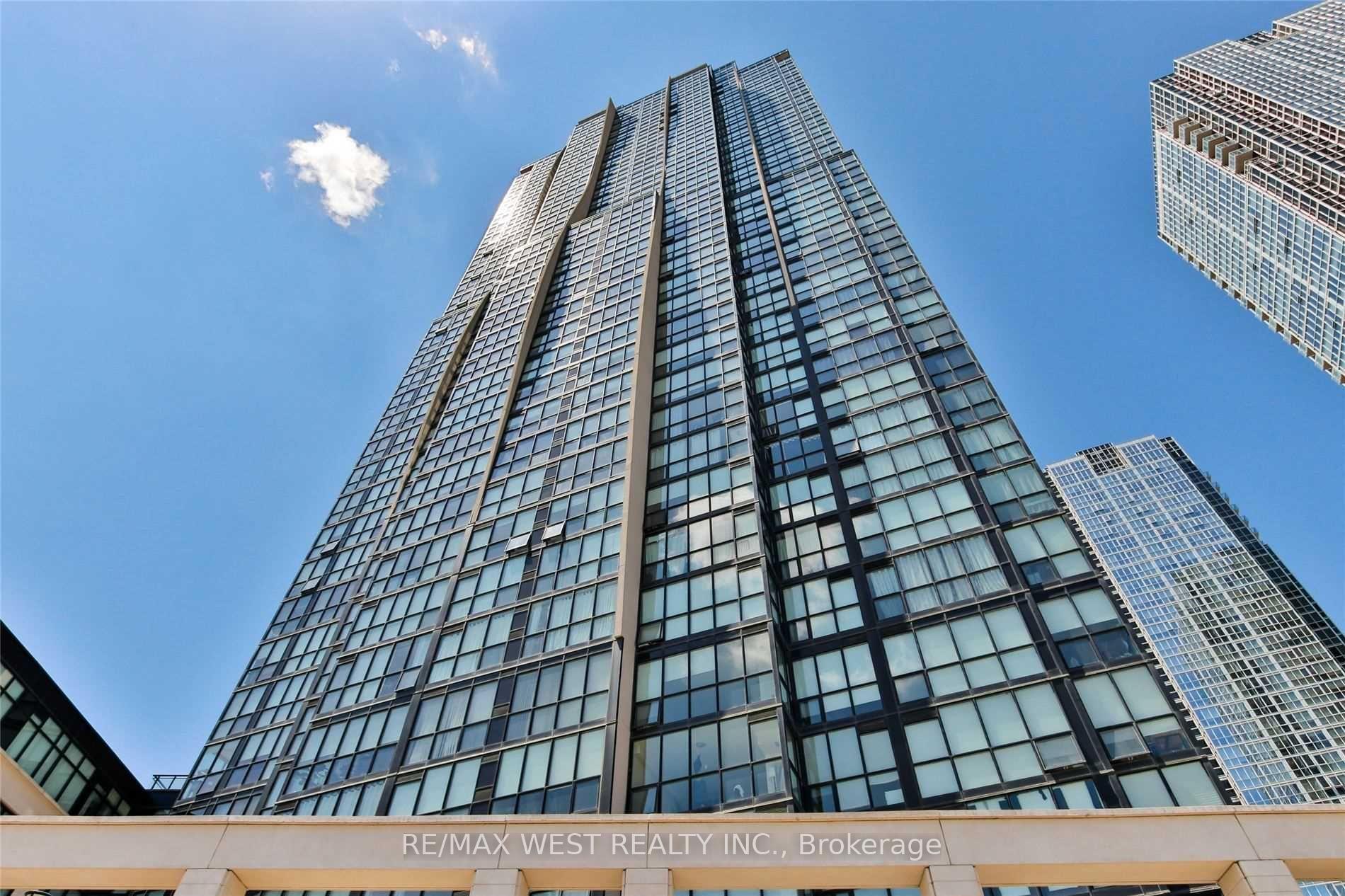 Photo 37 of Unit 3203, 2900 Highway 7, Vaughan, Concord — HOMEH