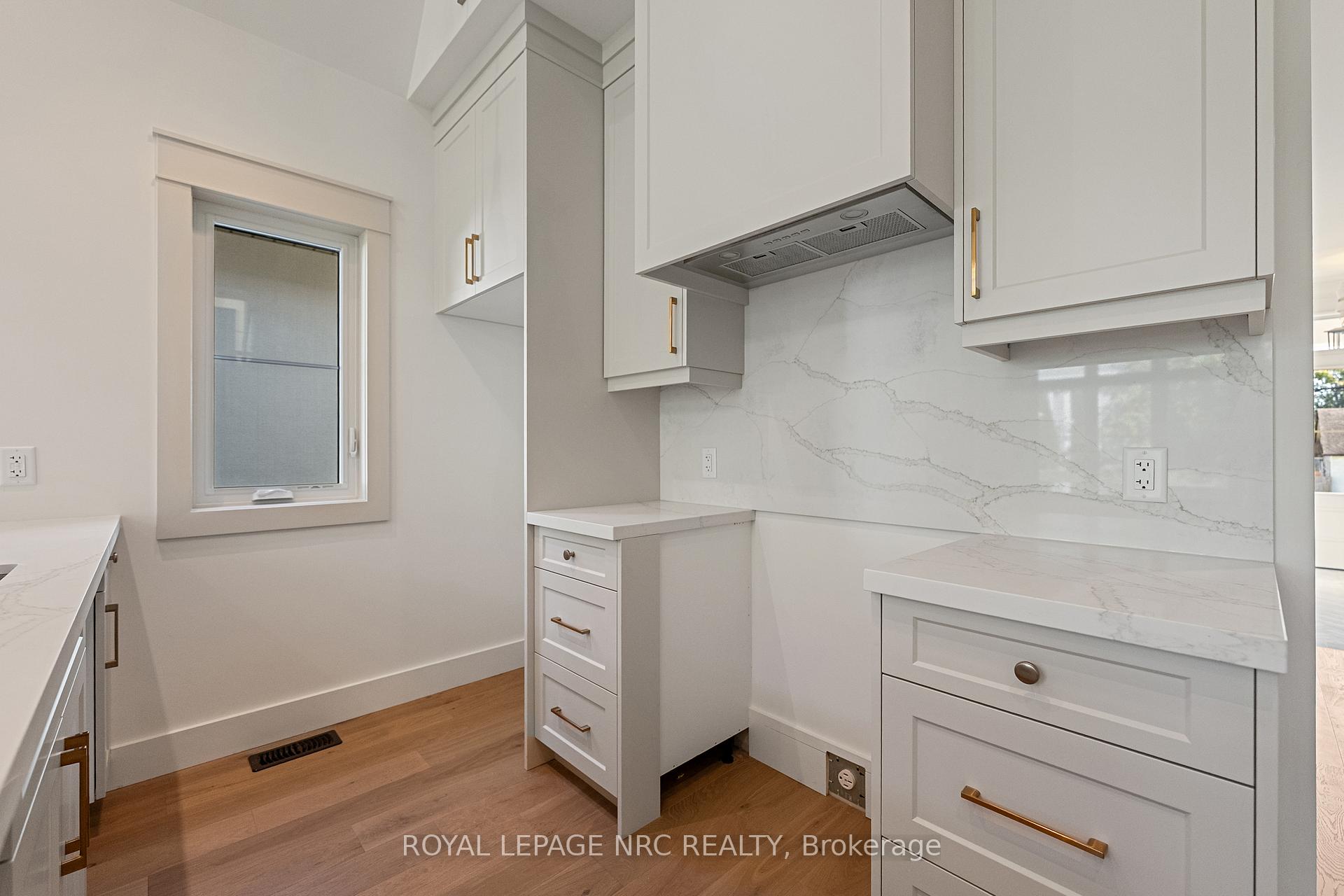 Photo 13 of 4058 Glenspring Road, Fort Erie, Crystal Beach — HOMEH