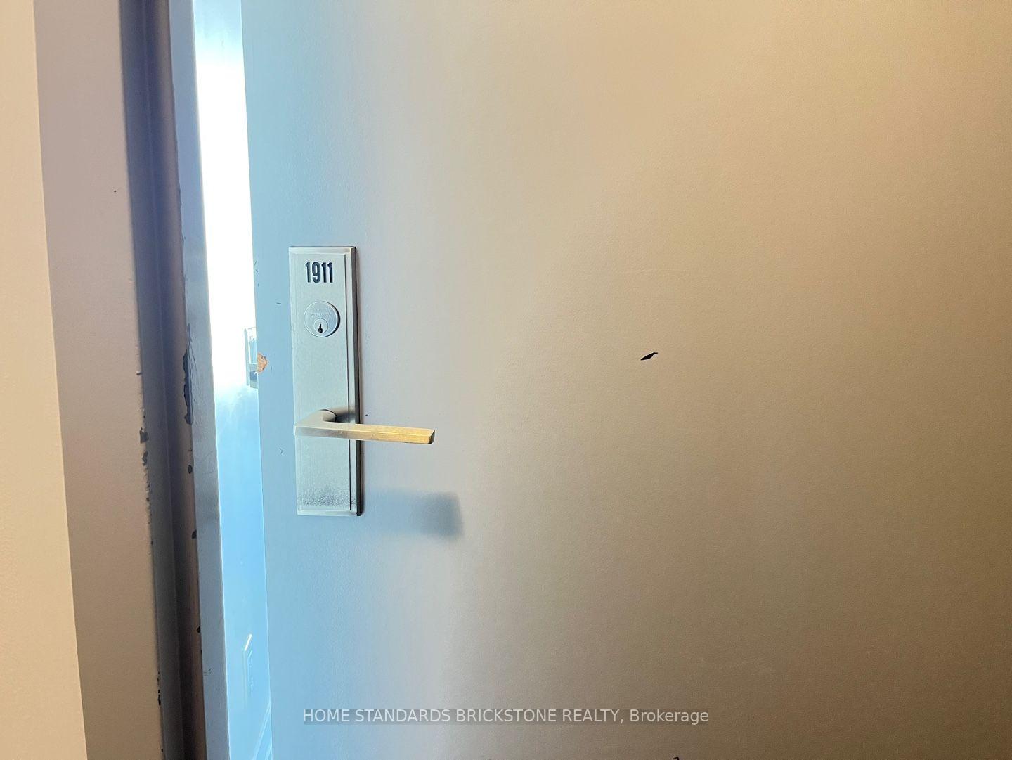 Photo 2 of Unit 1911, 83 Redpath Avenue, Toronto, Mount Pleasant West — HOMEH