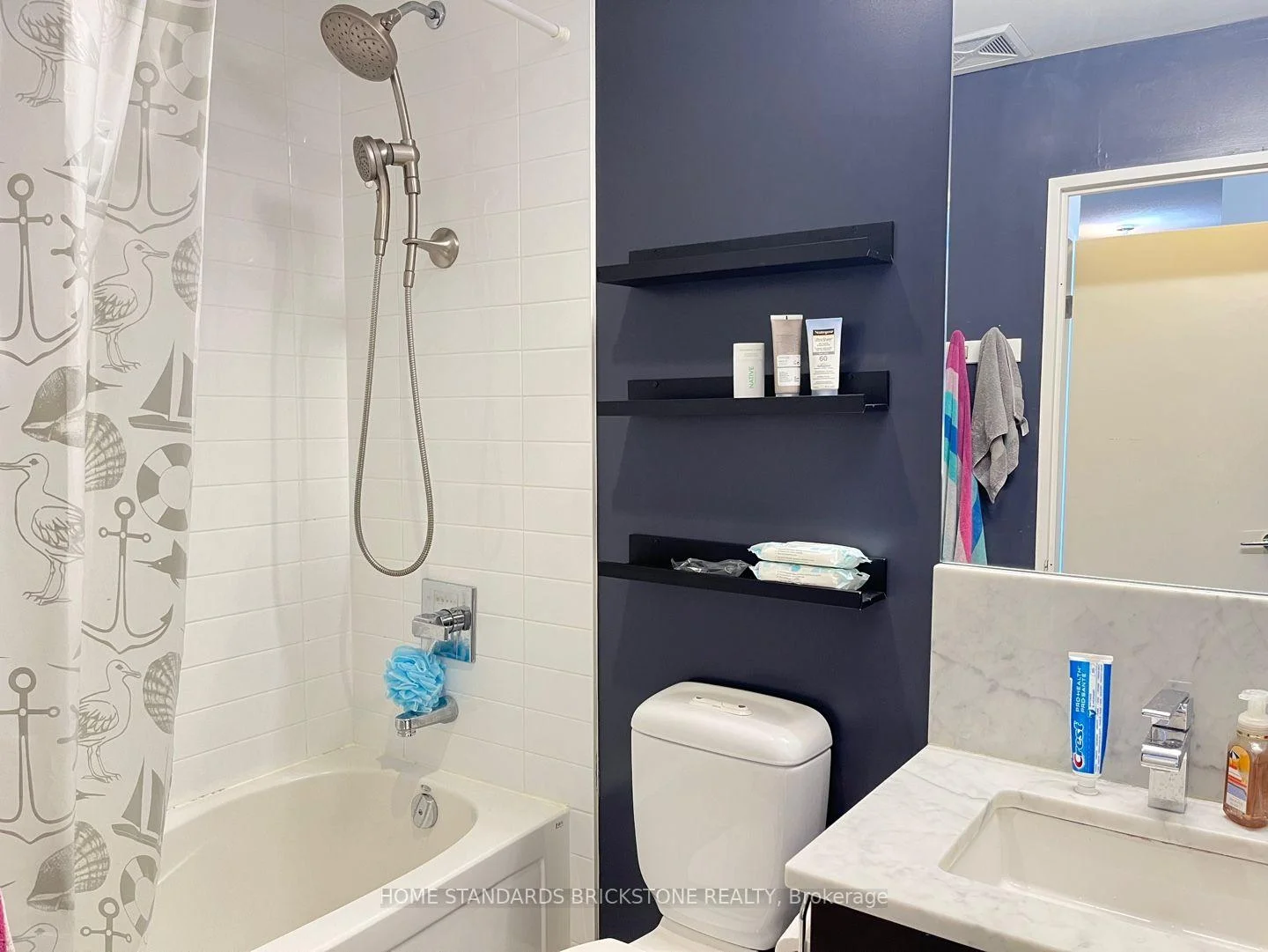 Photo 17 of Unit 1911, 83 Redpath Avenue, Toronto, Mount Pleasant West — HOMEH