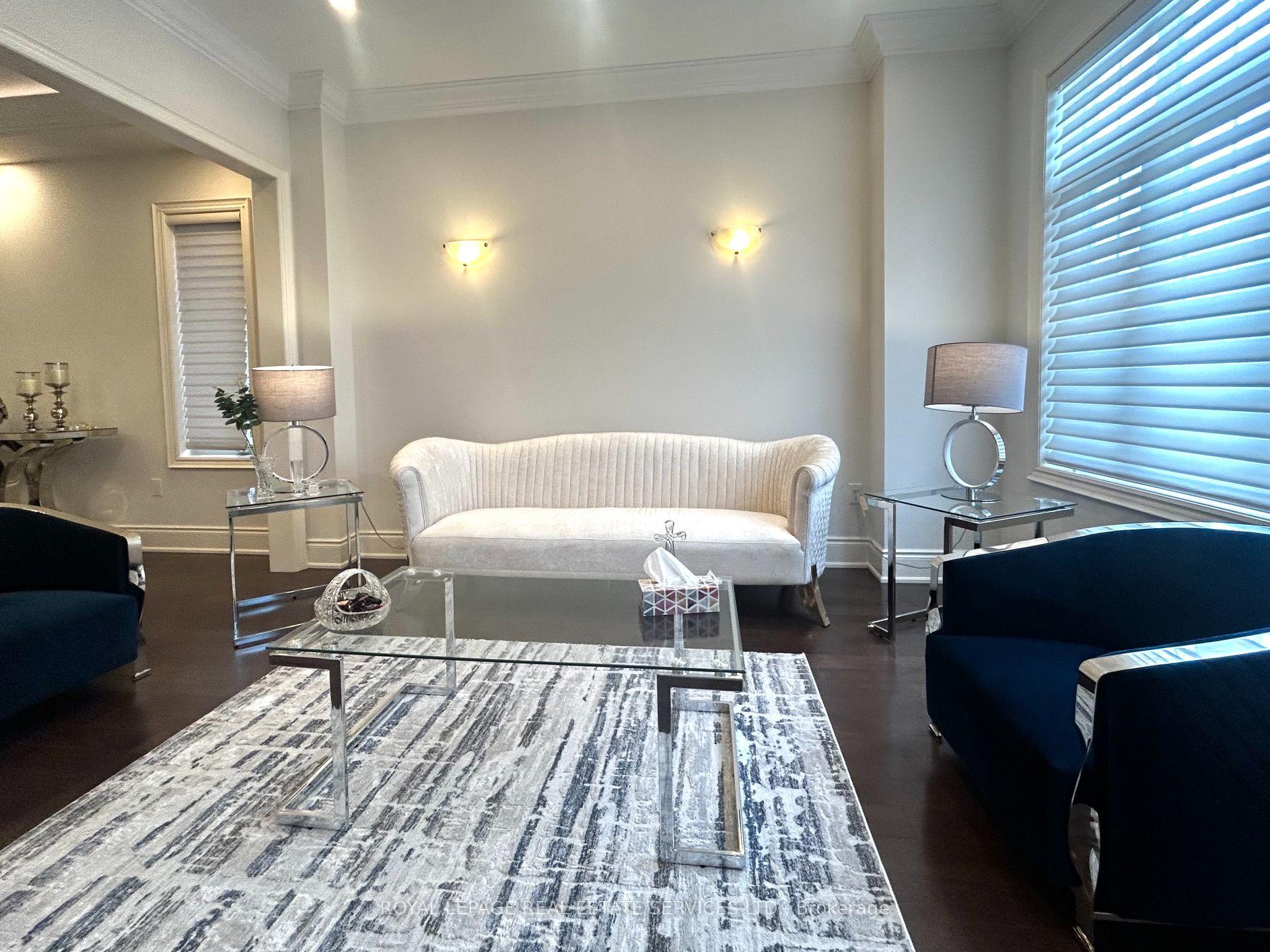 Photo 3 of 3172 William Rose Way, Oakville, Joshua Meadows — HOMEH