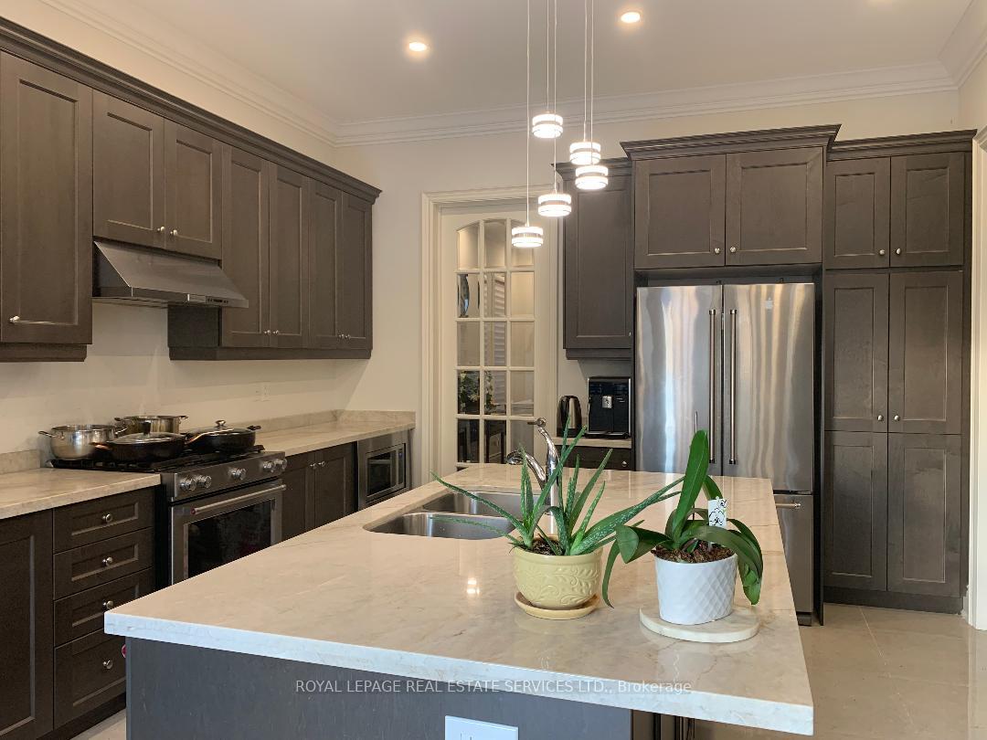 Photo 7 of 3172 William Rose Way, Oakville, Joshua Meadows — HOMEH
