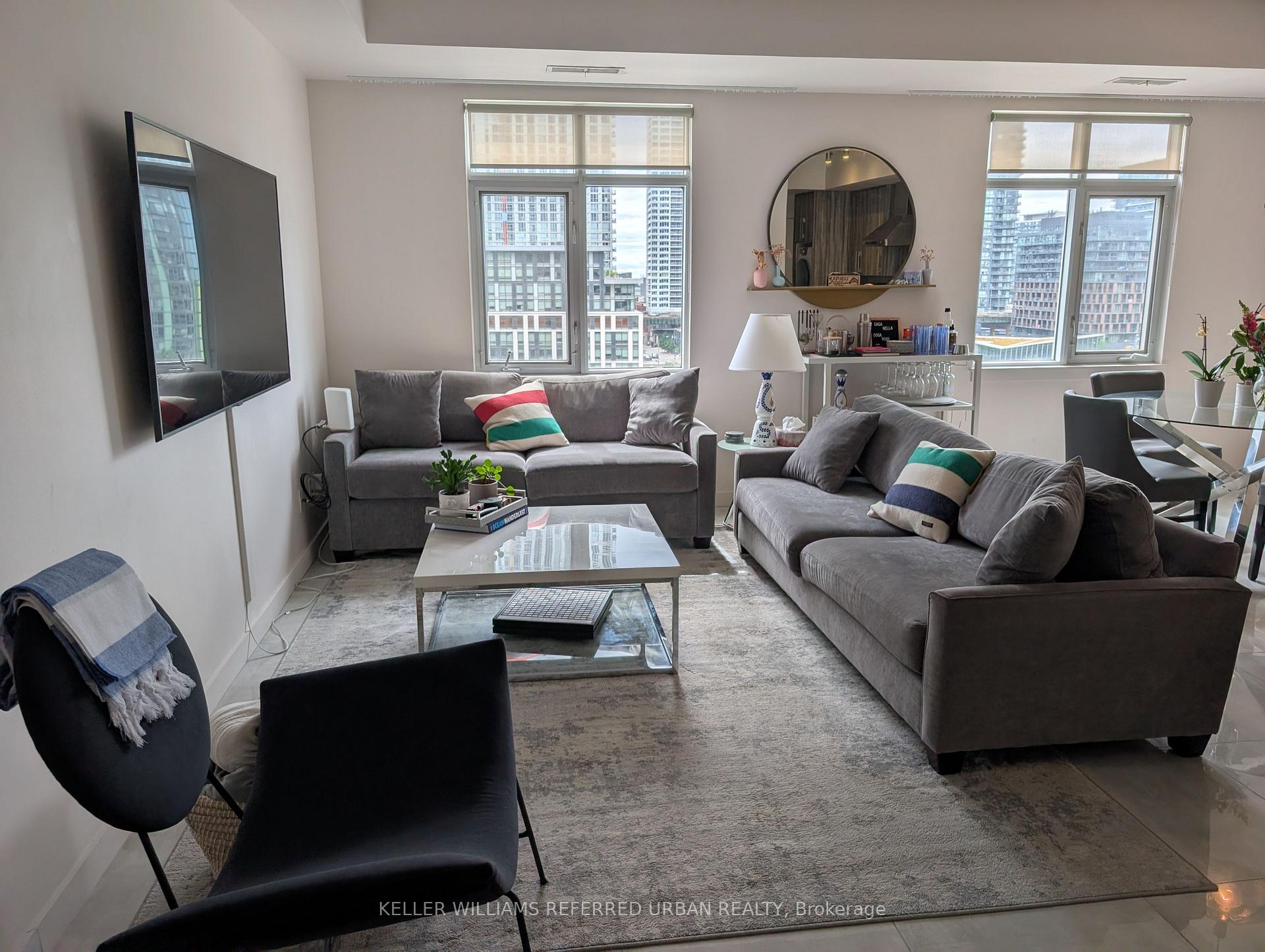 Photo 4 of Unit PH 7, 550 Front Street W, Toronto, Waterfront Communities — HOMEH