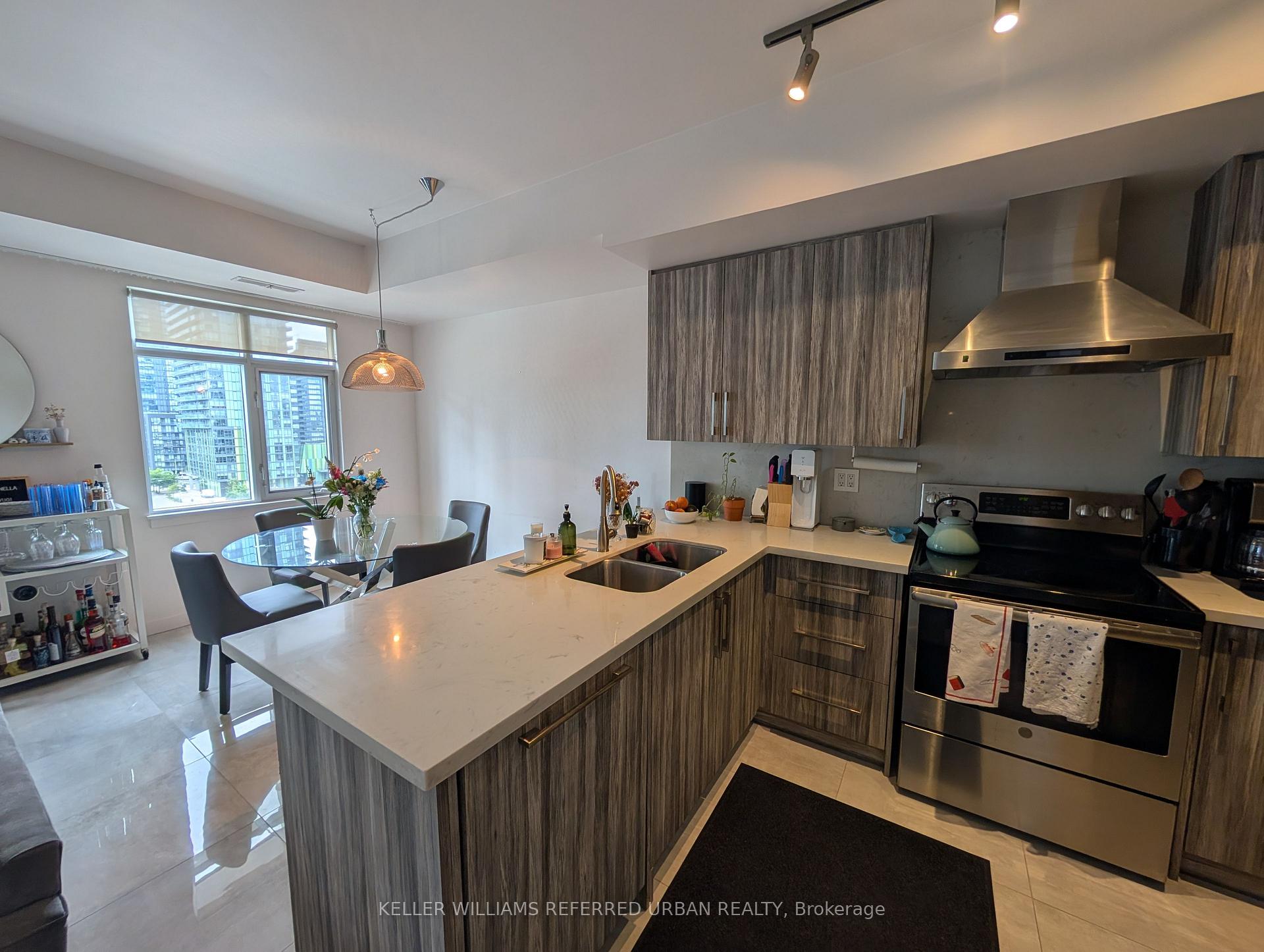 Photo 14 of Unit PH 7, 550 Front Street W, Toronto, Waterfront Communities — HOMEH