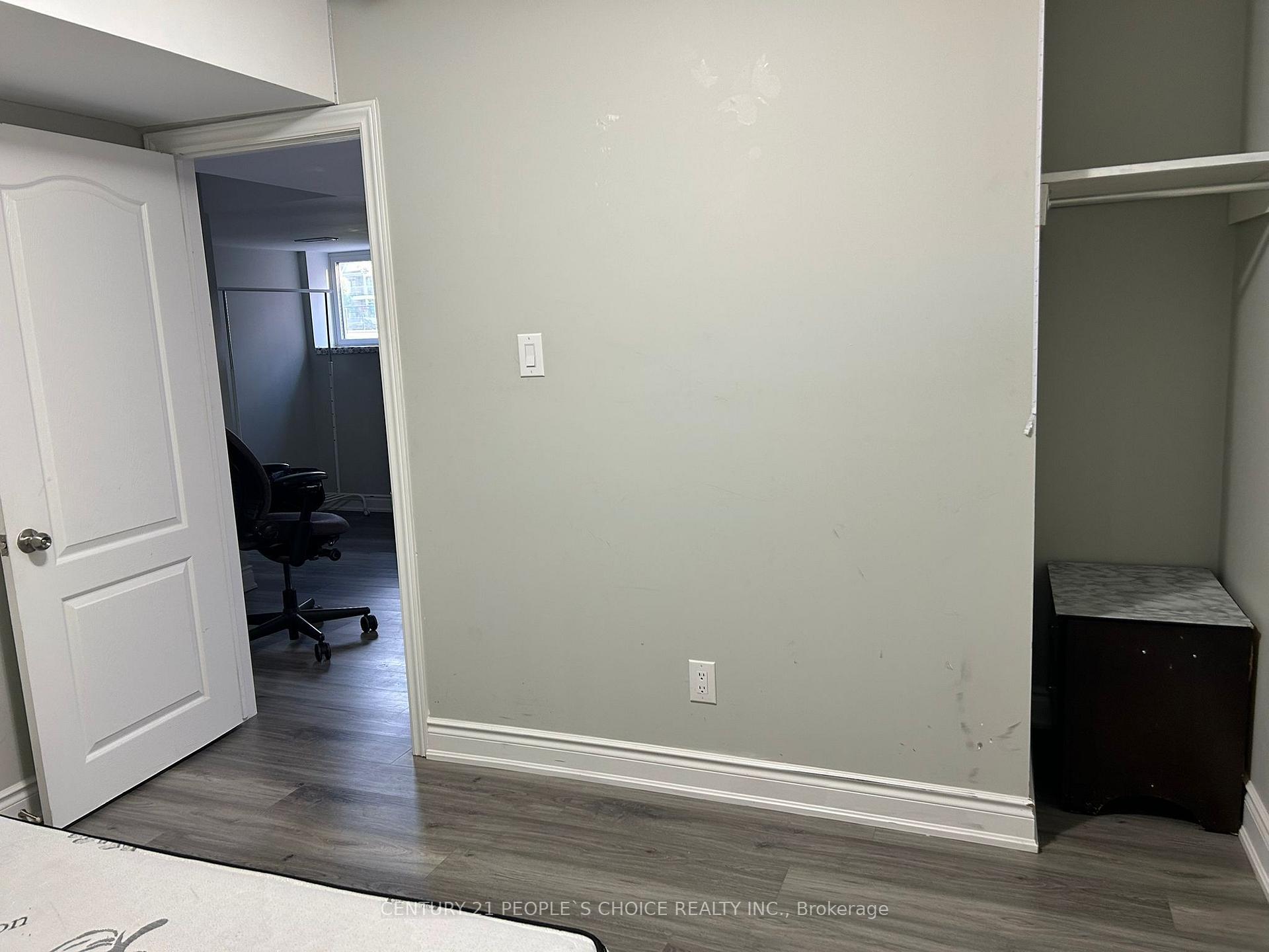 Photo 10 of Unit Bsmt, 23 Travis Crescent, Brampton, Fletcher's Meadow — HOMEH