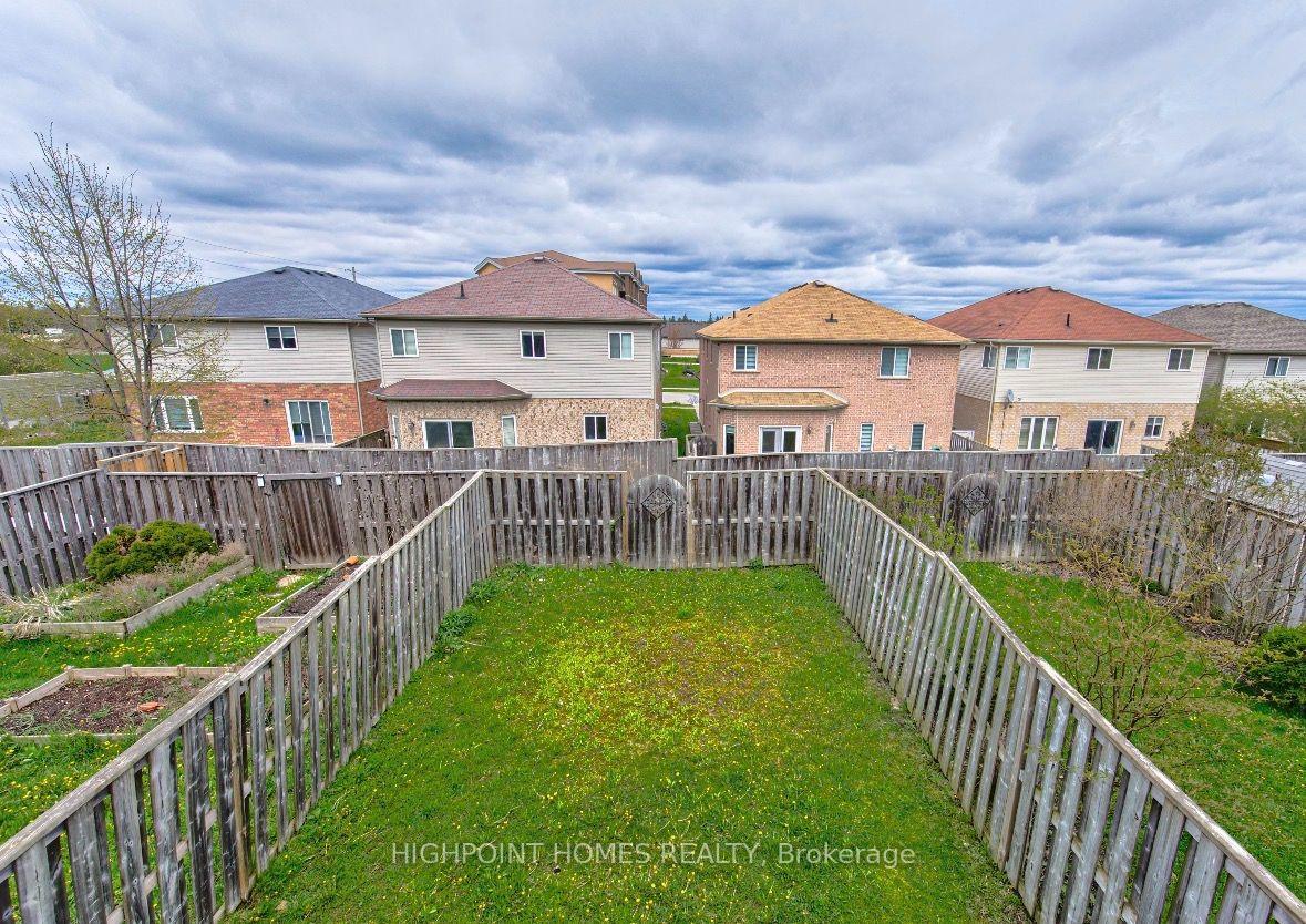 Photo 12 of 58 Hasler Crescent, Guelph, Pineridge/Westminster Woods — HOMEH