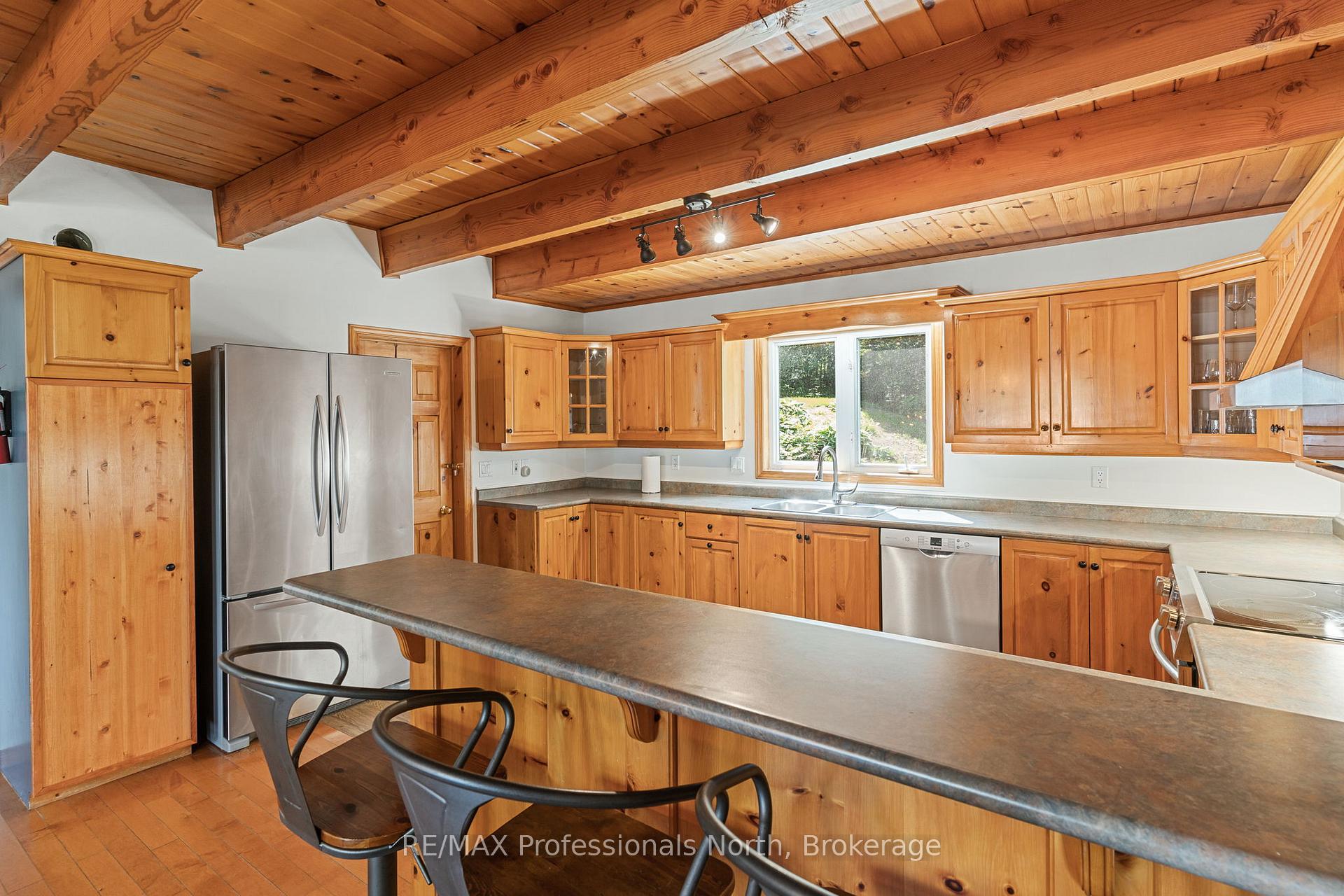 Photo 11 of 17102 Highway 35, Algonquin Highlands, Stanhope — HOMEH